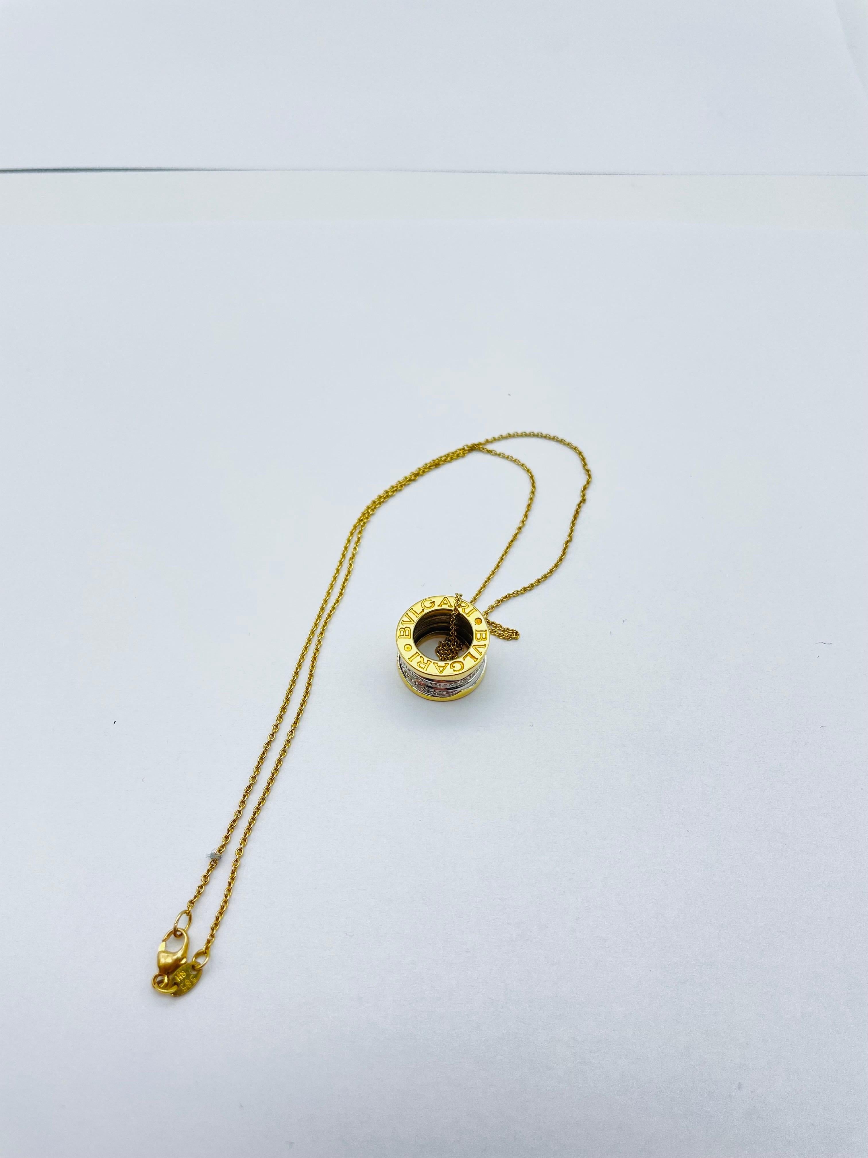 Bvlgari - Bulgari B.Zero1 Necklace in 18k Yellow Gold, Set with Diamonds In Good Condition For Sale In Berlin, BE