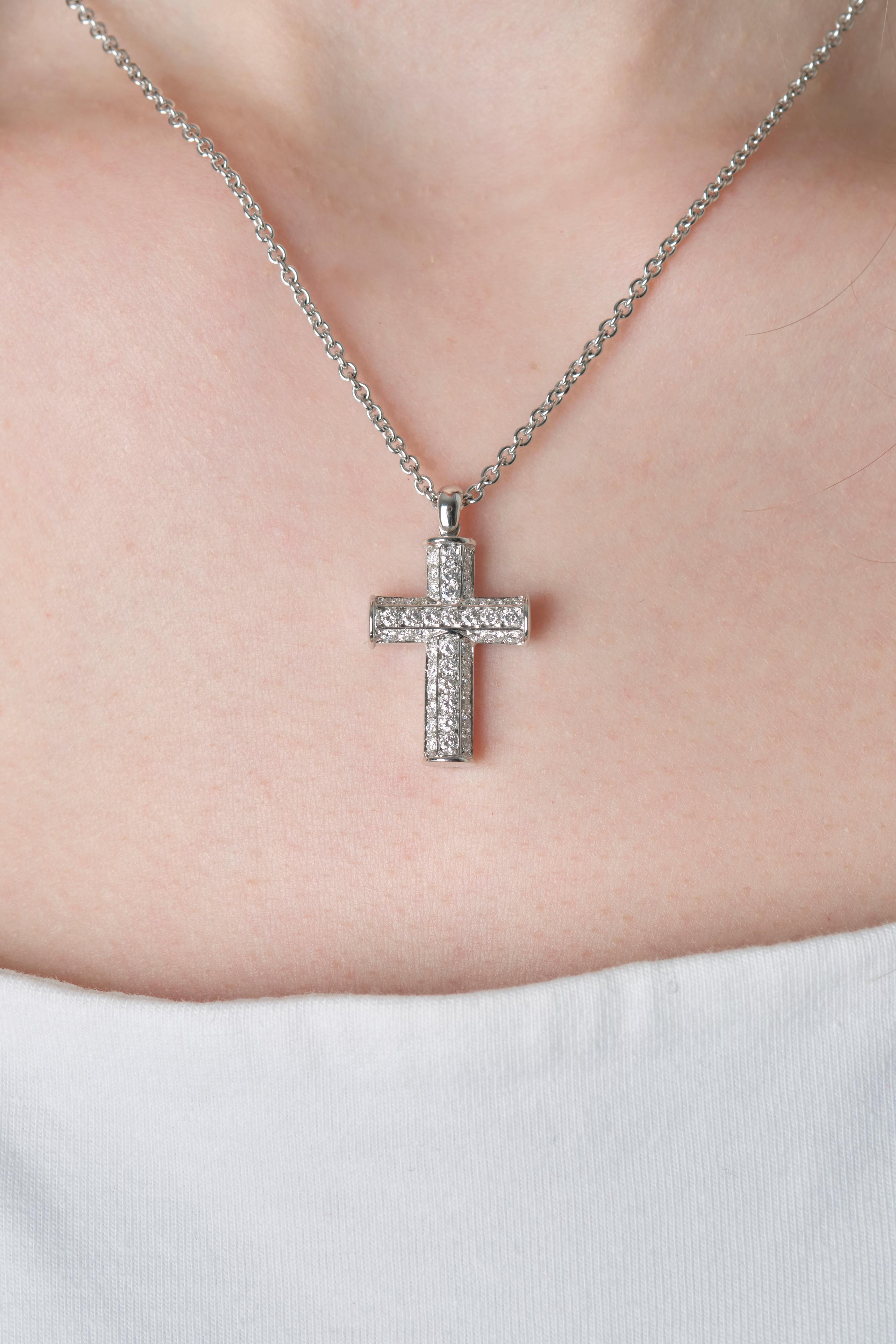Bulgari 
Diamond Cross Necklace Pendant
46 Diamonds 
Total Diamond Weight 0.60CT 
18K White Gold 
Boxed



Independantly Graded by WGI:
Colour Grade: F-G
Clarity: VS1-VS2
Cut Grade: Very Good

Total Weight: 10.31g


WGI Certificate shown on last