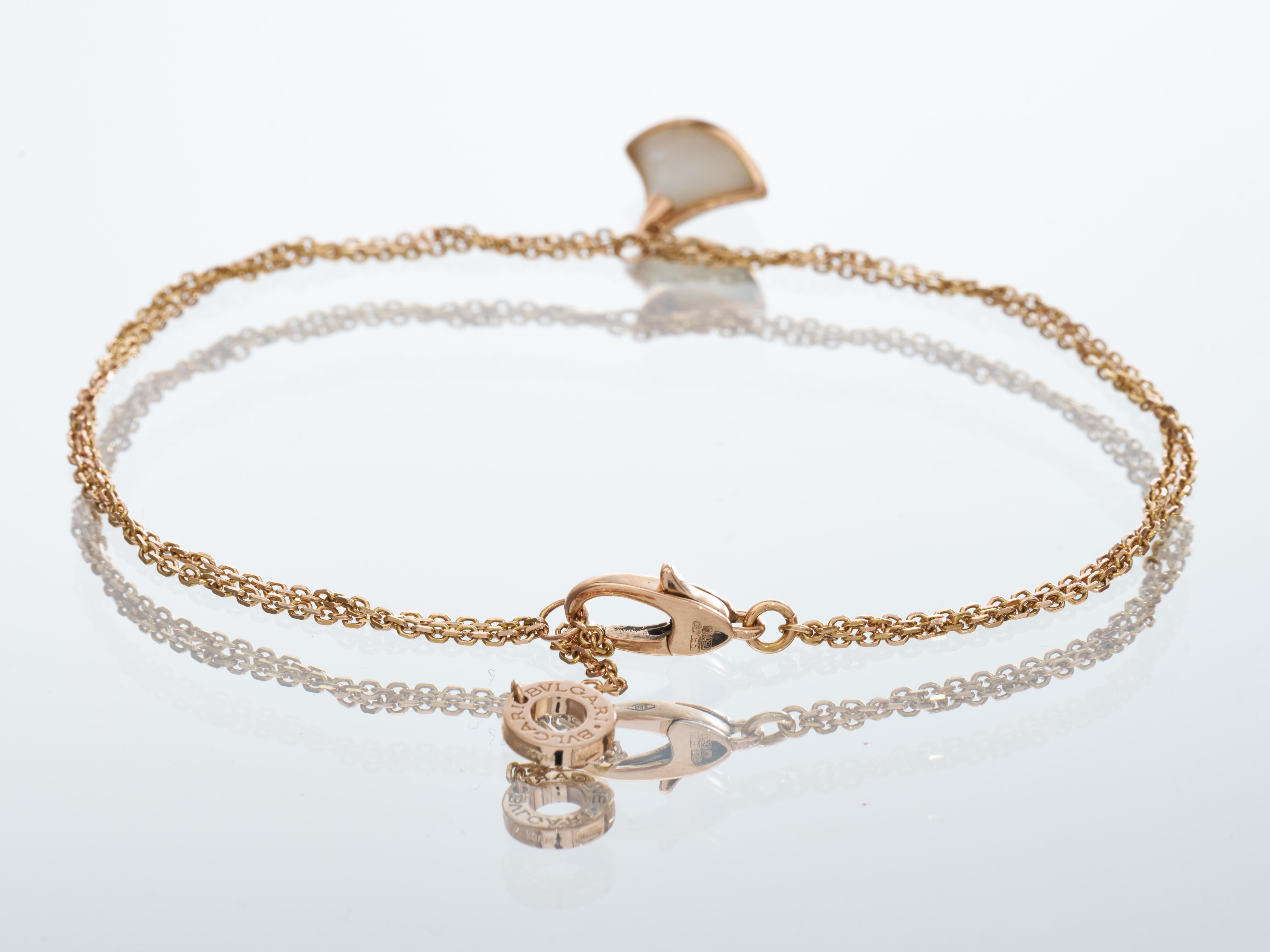 Bvlgari Bulgari Diva's Dream Bracelet Mother of Pearl 18K Rose Gold RRP £1510 For Sale 5