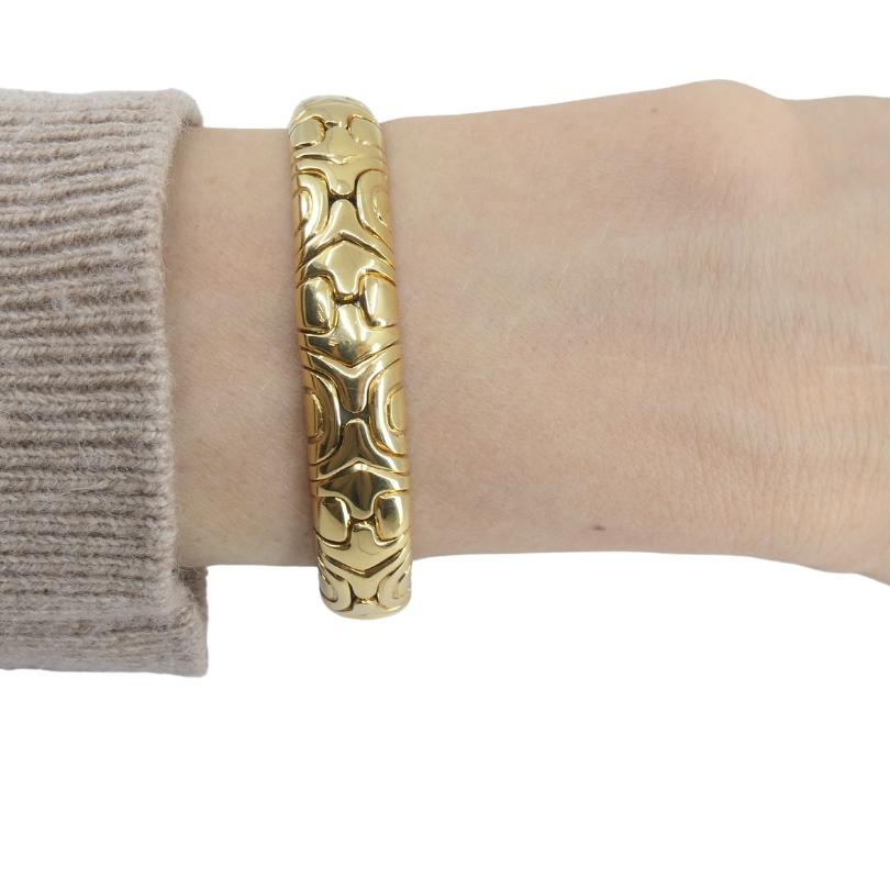 Bvlgari Bulgari Gold Bracelet Alveare Bangle 18k Gold For Sale 3
