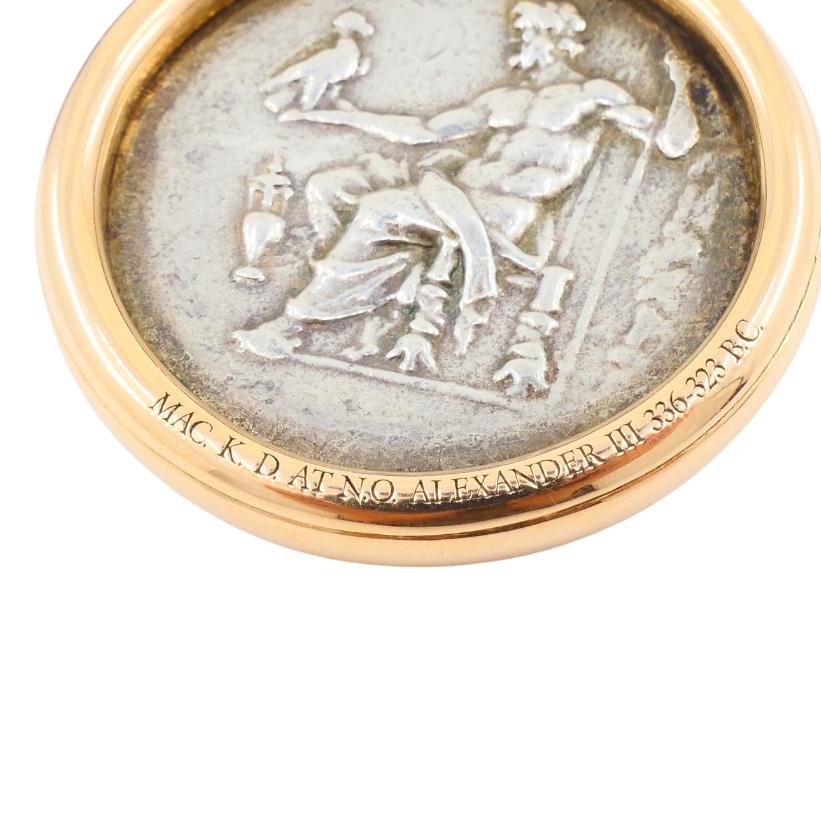 Bvlgari Bulgari Collier Monet Pièce de monnaie romaine antique Cordon en cuir doré en vente 3