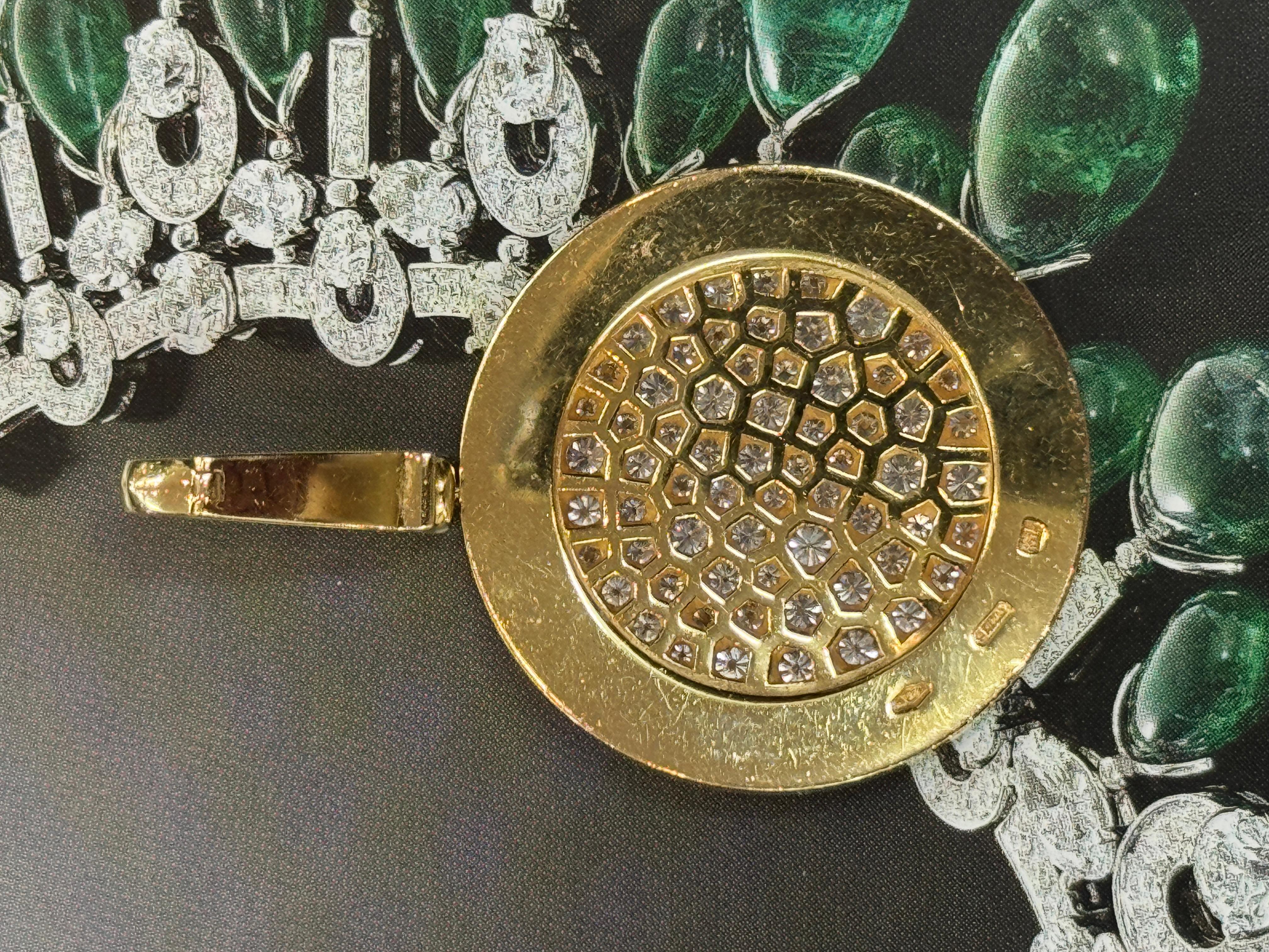 Bvlgari Bulgari Roma Collana Pave Ciondolo in oro giallo 18 carati 2,7 CT Diamanti in vendita 3