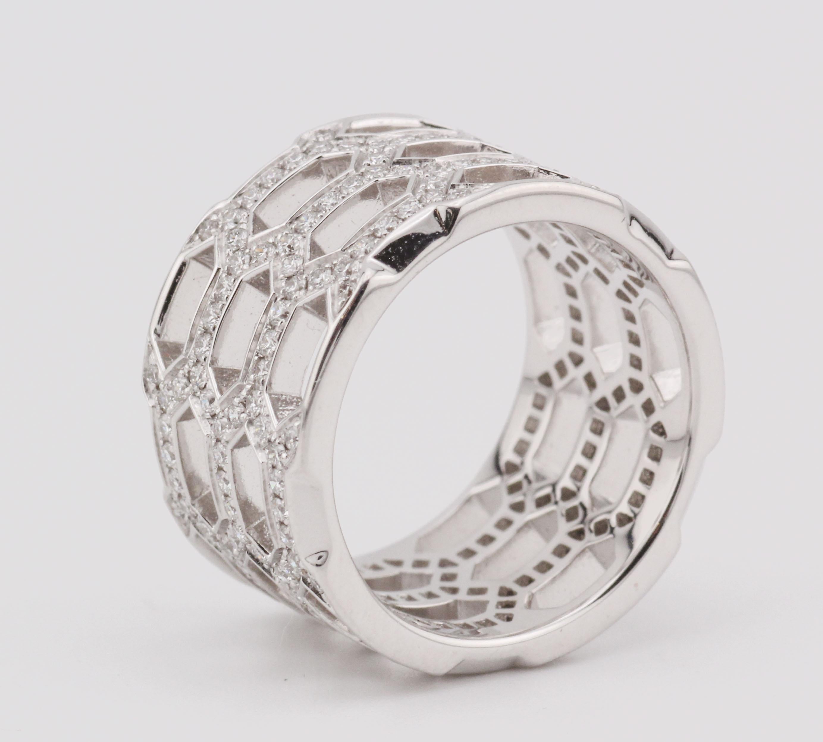 BVLGARI Bulgari Serpenti, bague d'éternité en or blanc 18 carats avec diamants, taille 6 52 Pour femmes en vente