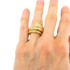Bvlgari Bulgari Serpenti Tubogas 18k Gold Diamond Snake Ring