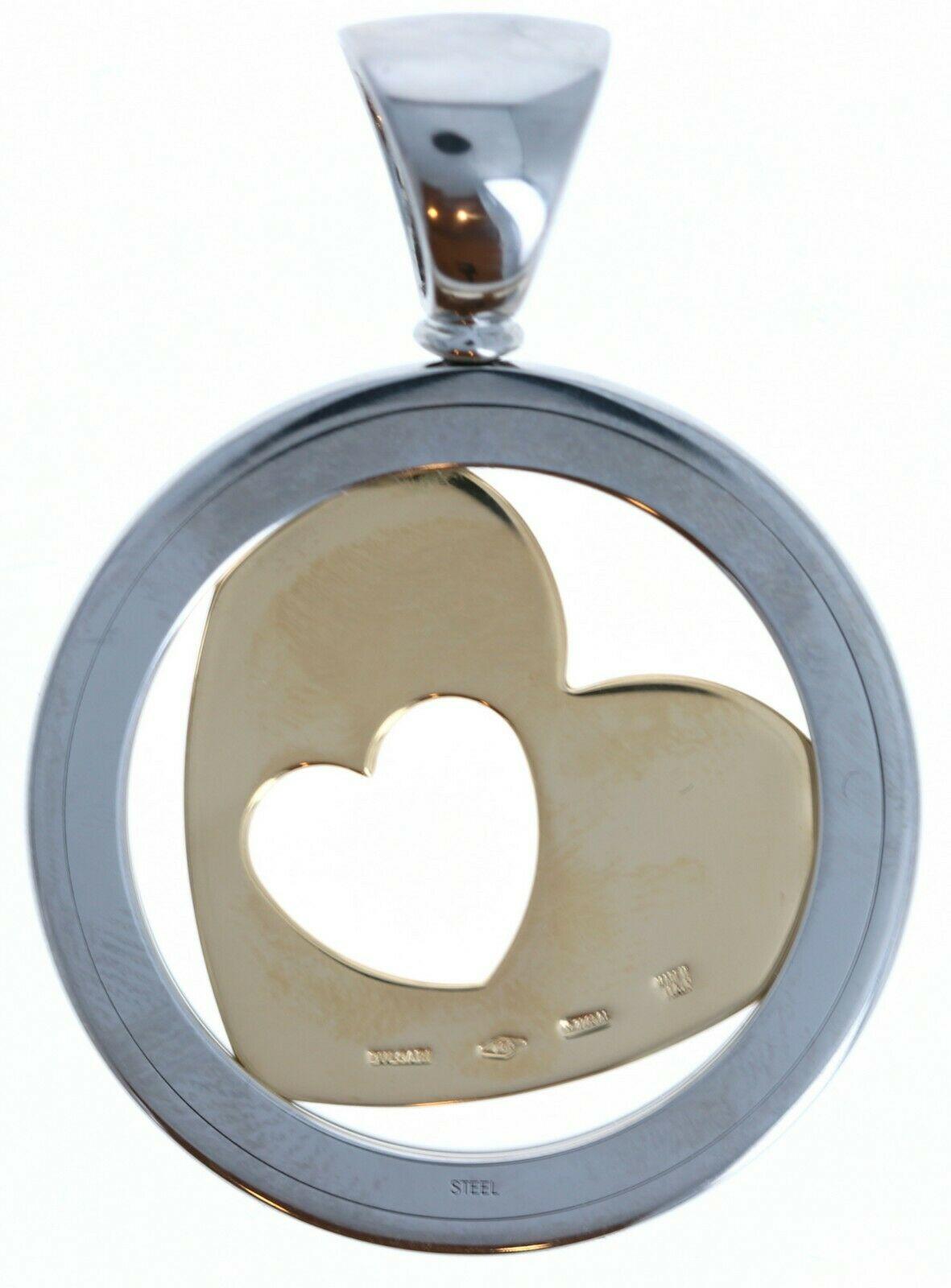 Bvlgari Bulgari Tondo Heart 18K Yellow Gold & Stainless Steel Pendant 11.3g

For sale is a Bvlgari 18k yellow gold and stainless steel Tondo heart pendant
 Perfect worn day or night.
 Get this stunning pendant now!


Metal: 18k yellow gold &