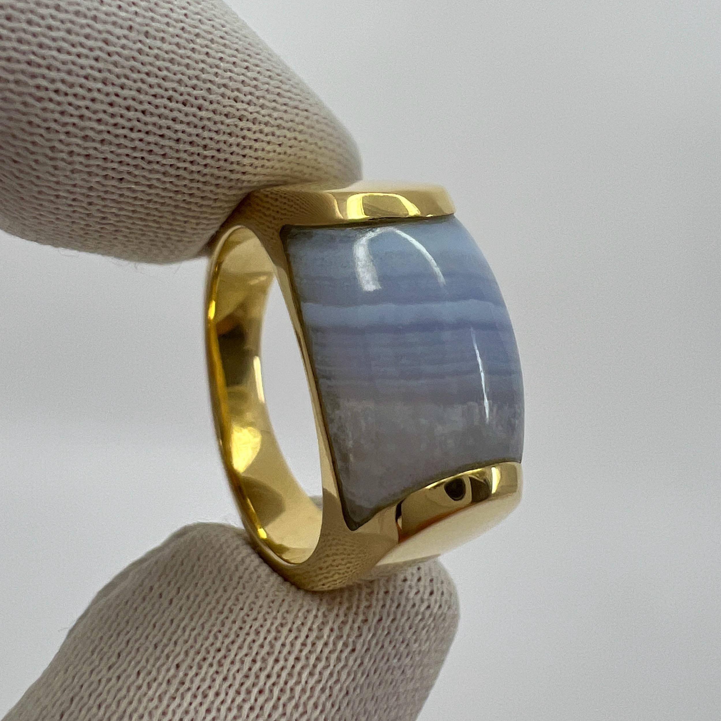 Bvlgari Bulgari Tronchetto 18k Yellow Gold Blue Purple Agate Ring with Box 6.5 In Excellent Condition For Sale In Birmingham, GB