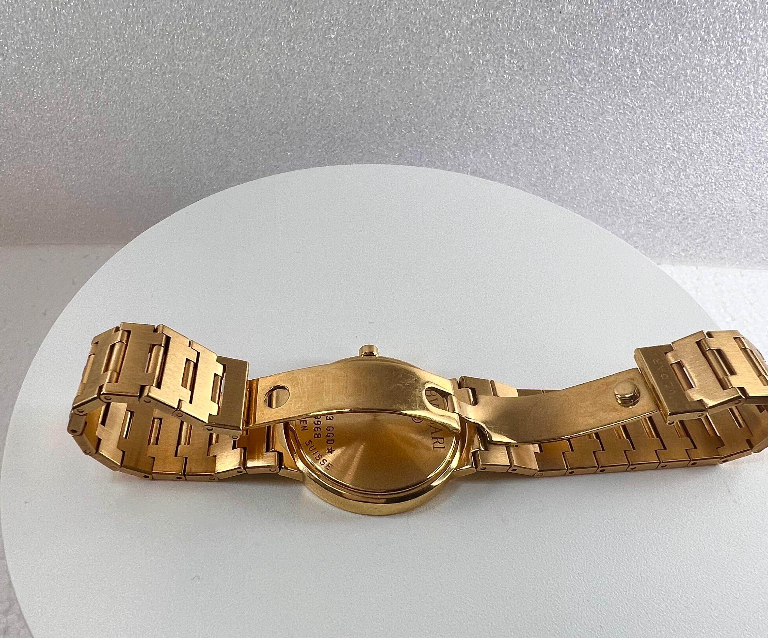 Men's Bvlgari Bulgari Yellow Gold Watch with Black Face All Gold Deployant Clasp For Sale