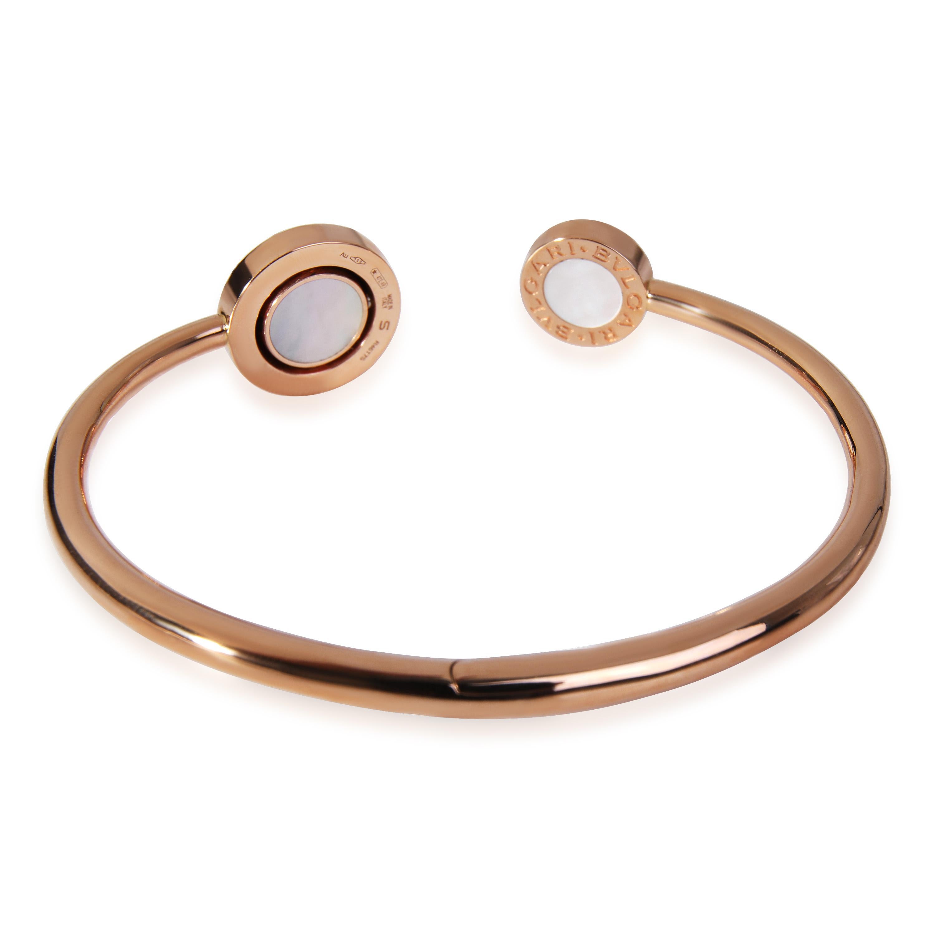 BVLGARI Bvlgari Bvlgari Carnelian & Mother Of Pearl Bracelet in 18k Rose Gold

PRIMARY DETAILS
SKU: 120771
Listing Title: BVLGARI Bvlgari Bvlgari Carnelian & Mother Of Pearl Bracelet in 18k Rose Gold
Condition Description: Retails for 5650 USD. In