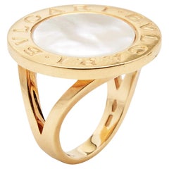 Bvlgari Bvlgari Bvlgari Mother of Pearl 18k Yellow Gold Ring Size 55