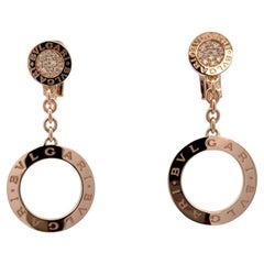 Bvlgari Bvlgari Orecchini con diamante in oro giallo 18 carati con cerchio aperto e chiusura a leva
