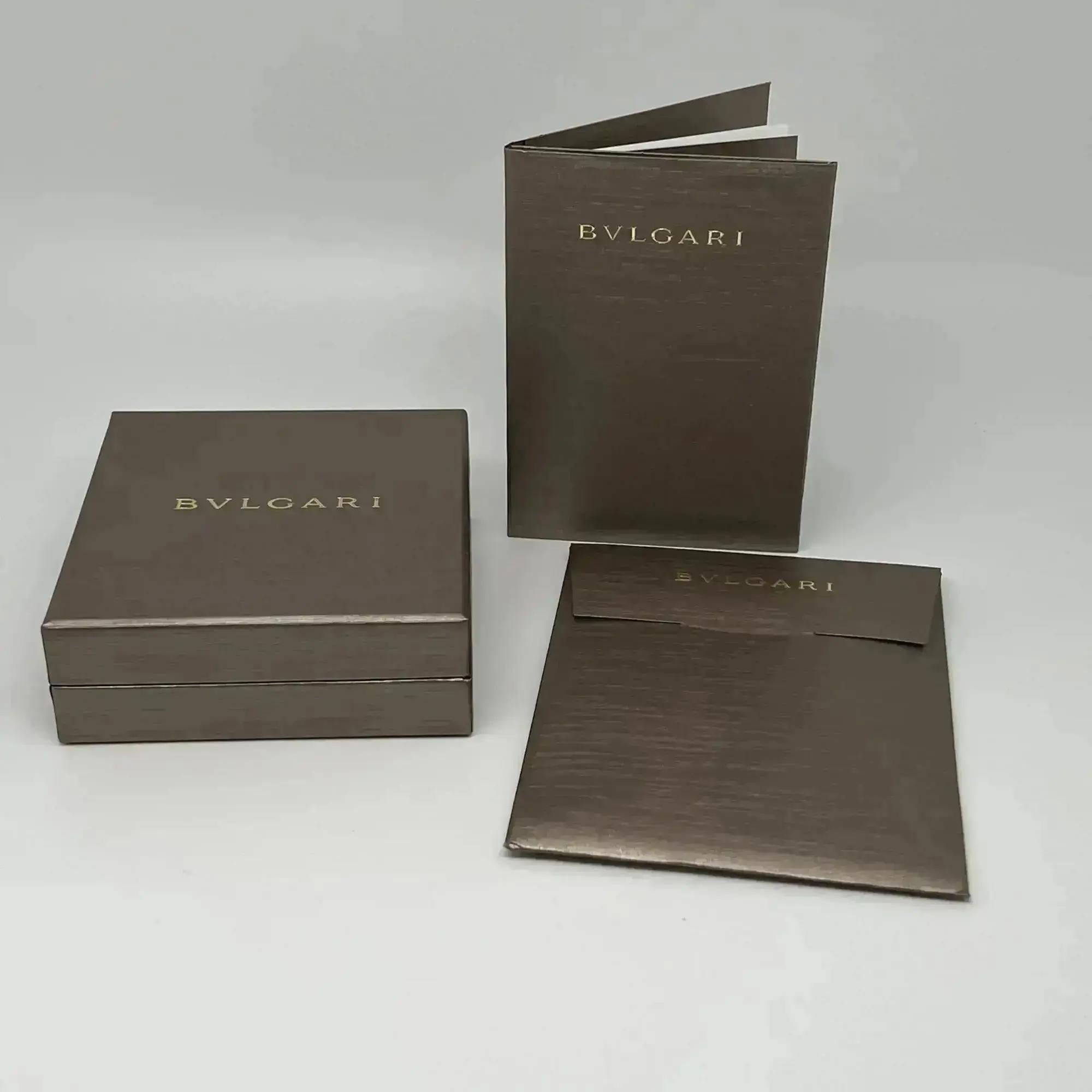 Modern Bvlgari Bvlgari Onyx & Mother Of Pearl Flip Ring 18K Rose Gold Size 53 US 6.5 For Sale