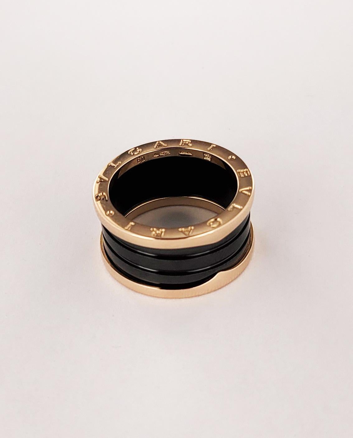 Bvlgari B.Zero 1, bague en céramique noire spiralée en or rose 18 carats Excellent état - En vente à New York, NY