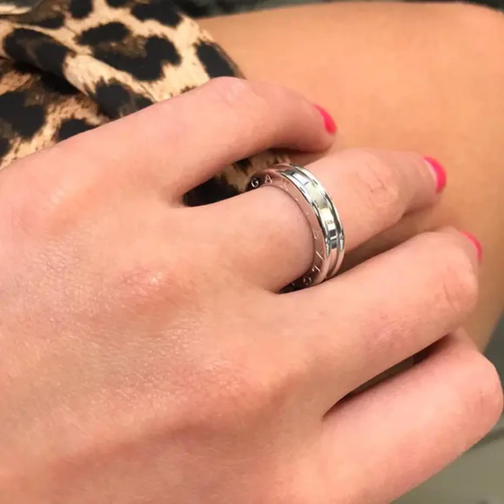 Bvlgari B.Zero 1 18k White Gold Ring In Excellent Condition In New York, NY