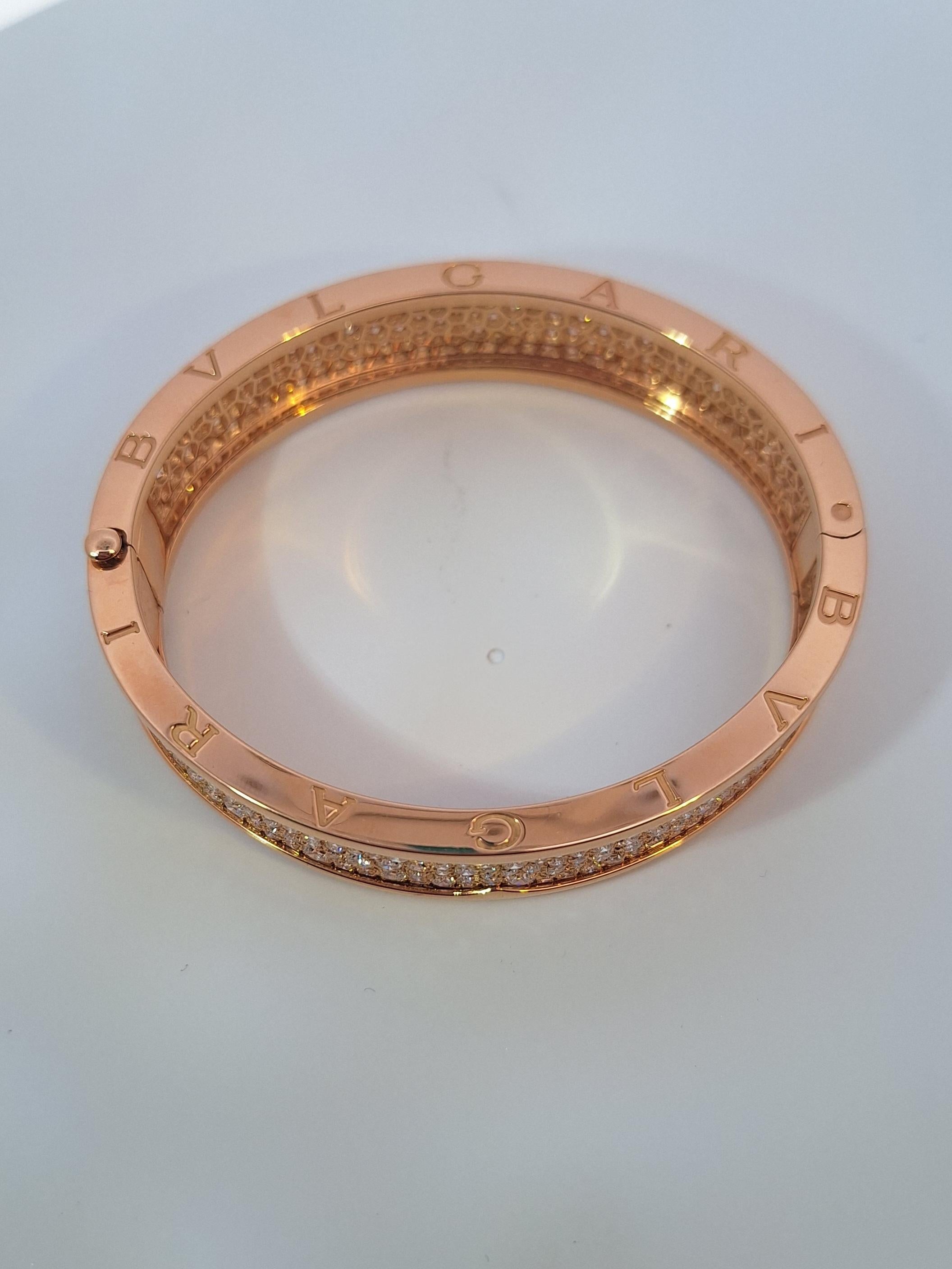 Bvlgari B.Zero 1 18 Karat Roségold Diamantarmband für Damen oder Herren im Angebot