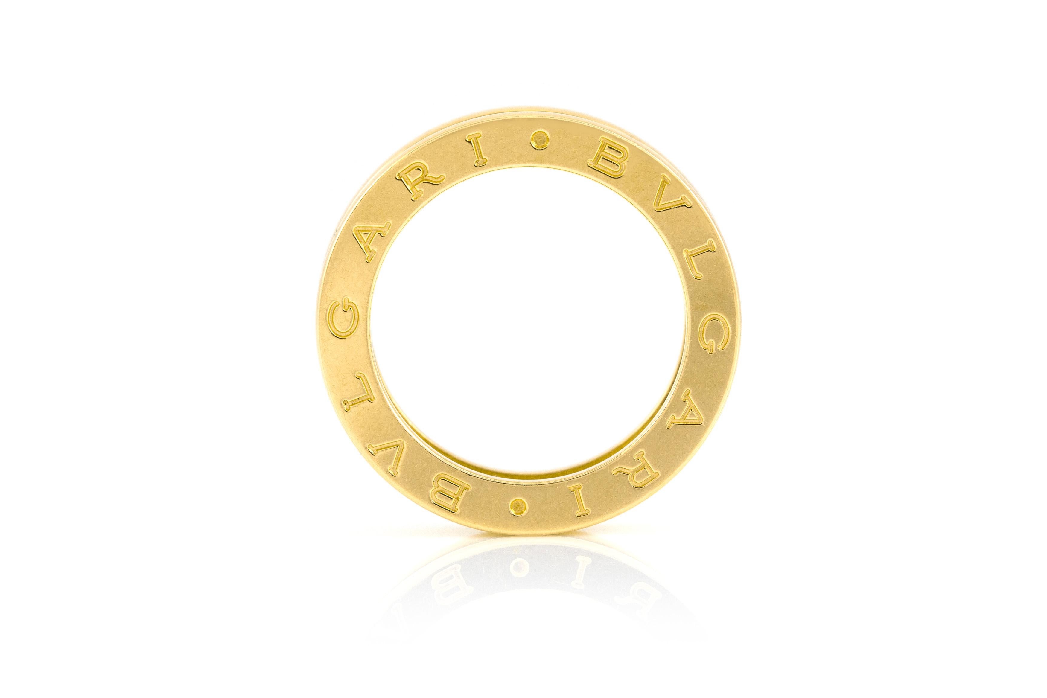 Fein ausgearbeitet in 18k Gelbgold.
Signiert von Bvlgari
Größe 6