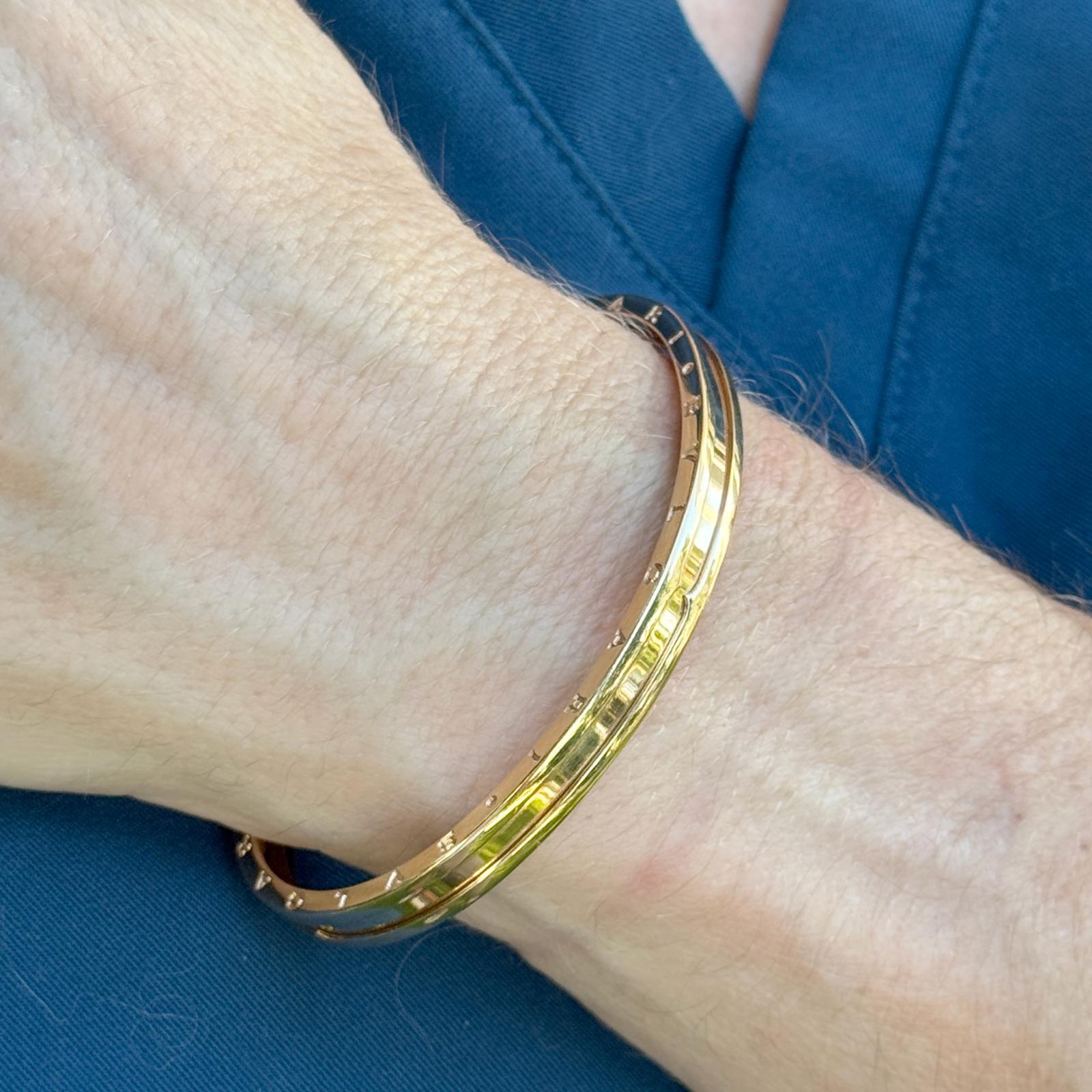 Bvlgari BZero Rose Gold 18 Karat Cuff Bangle Bracelet New Box & Papers Neuf - En vente à Boca Raton, FL