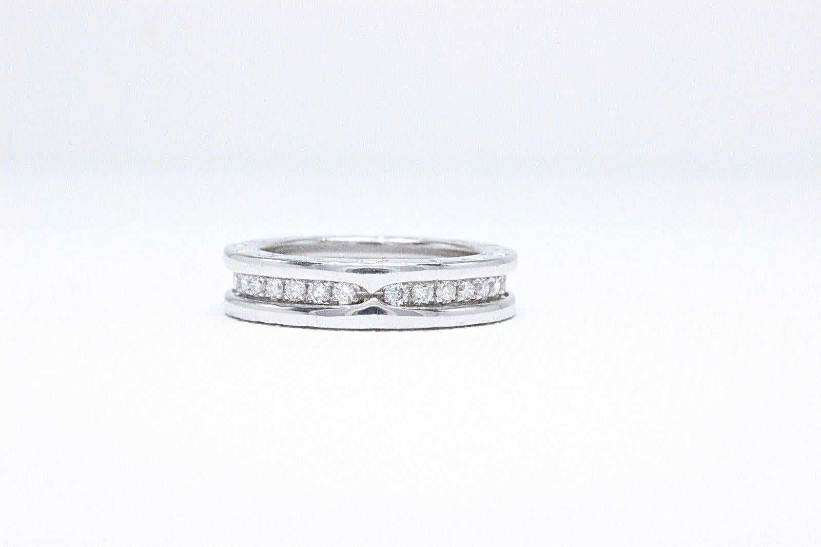 Bvlgari B.Zero One Row Diamond Band Ring in 18 Karat White Gold 0.60 Carat In Excellent Condition For Sale In San Diego, CA