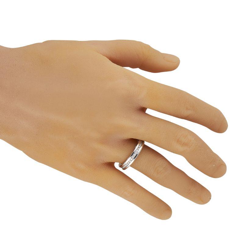 Bvlgari B.Zero1 Einbandring aus 18 Karat Weißgold mit 0,57 Karat Diamanten (Rundschliff)