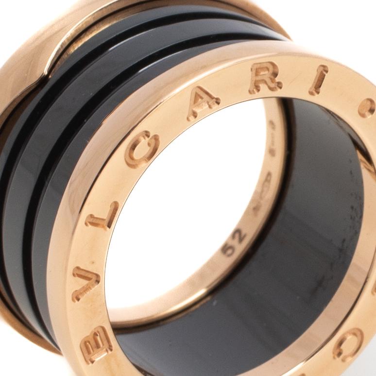 For the woman who has a refined taste in fine jewelry, Bvlgari brings her this immaculately crafted ring that has been made to be praised. Crafted from 18k rose gold, this Bvlgari B.Zero1 ring features four black ceramic bands stacked on one