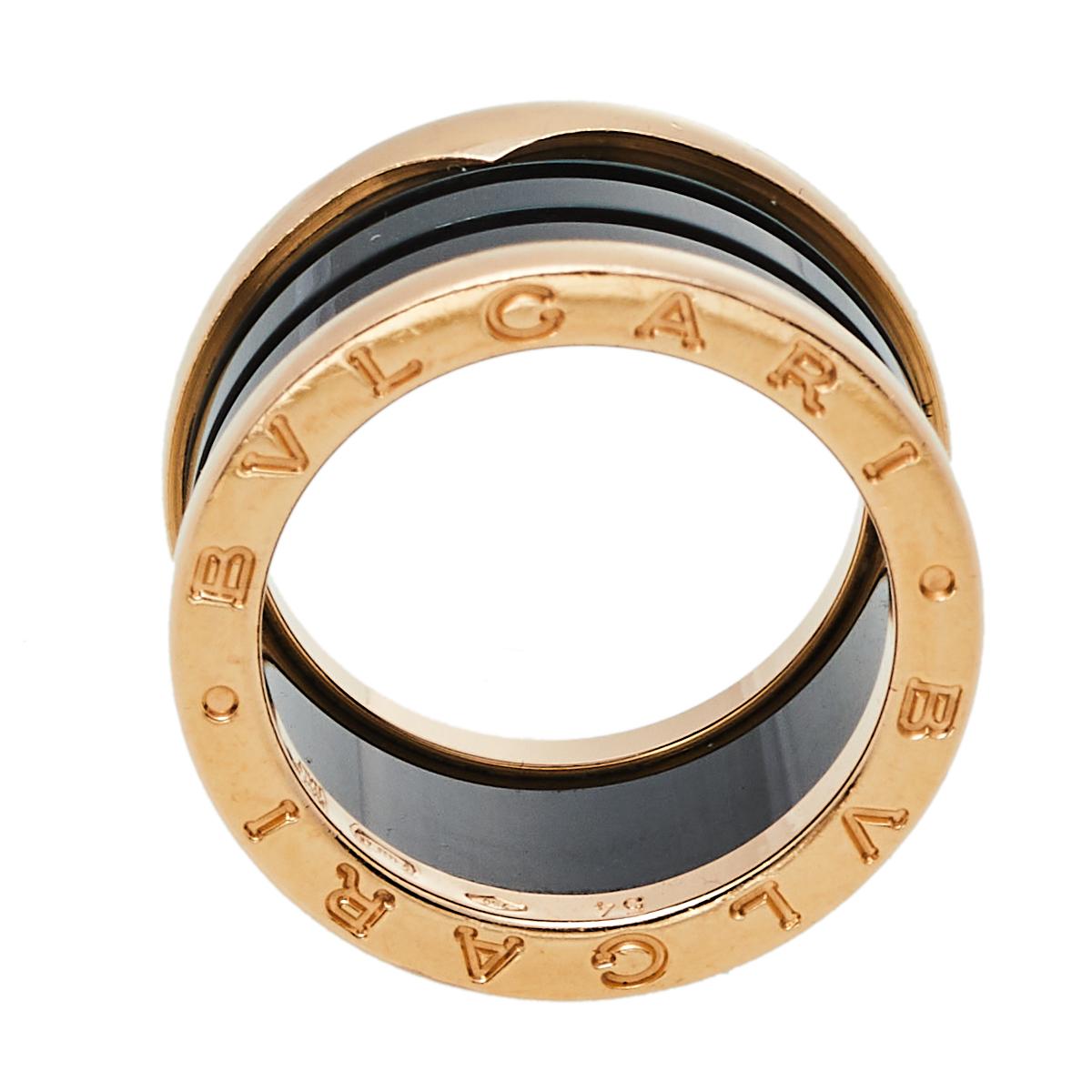 For the woman who has a refined taste in fine jewelry, Bvlgari brings her this immaculately crafted ring that has been made to be praised. Crafted from 18k rose gold, this Bvlgari B.Zero1 ring features four black ceramic bands stacked on one