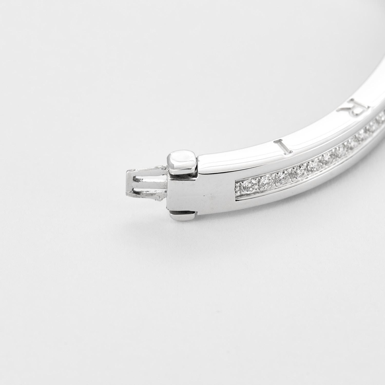 BVLGARI - B.Zero1 Bracelet in white gold and diamonds For Sale 2