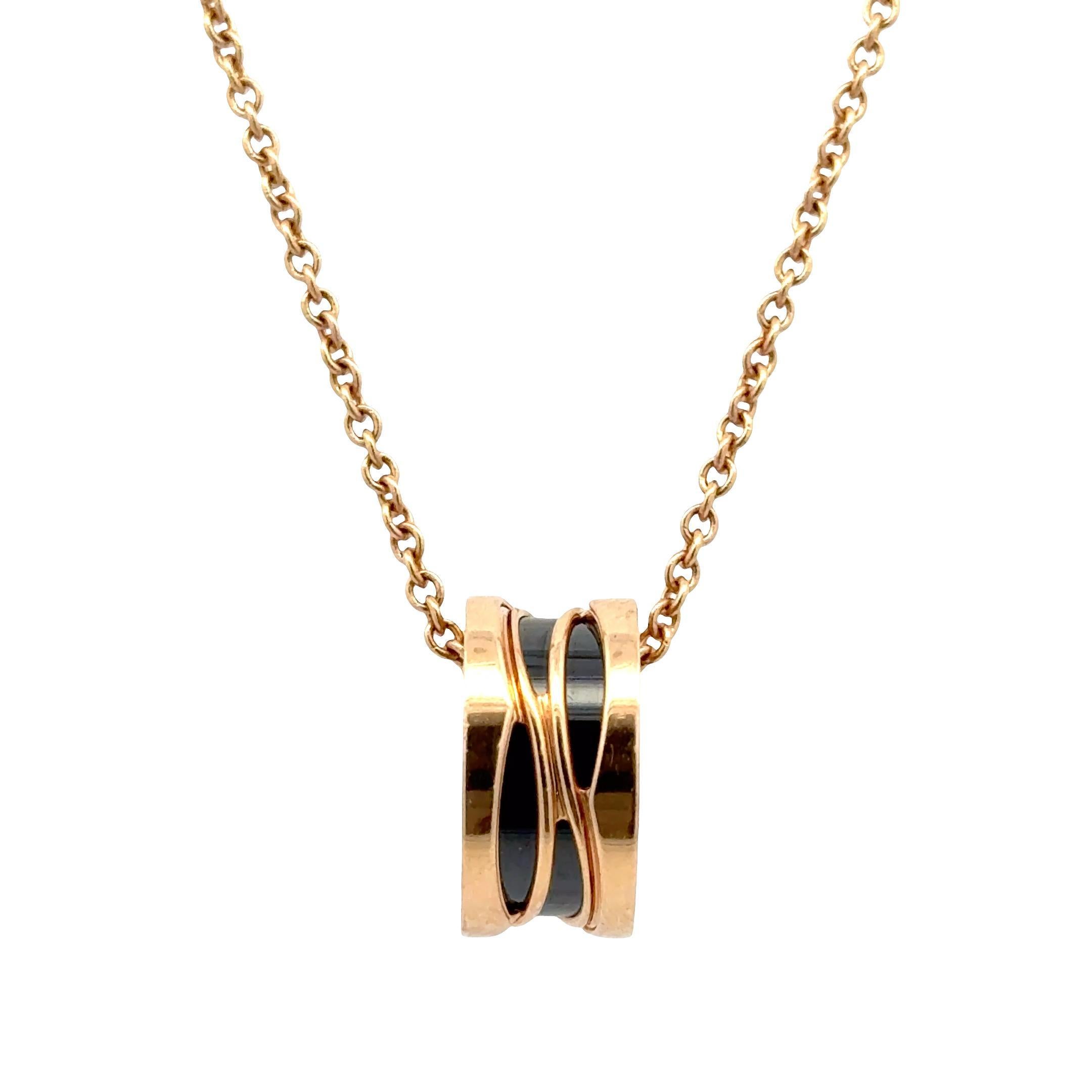 Moderne BVLGARI  B.zero1 Design/One Collier Légende en or rose 18 carats et céramique noire en vente