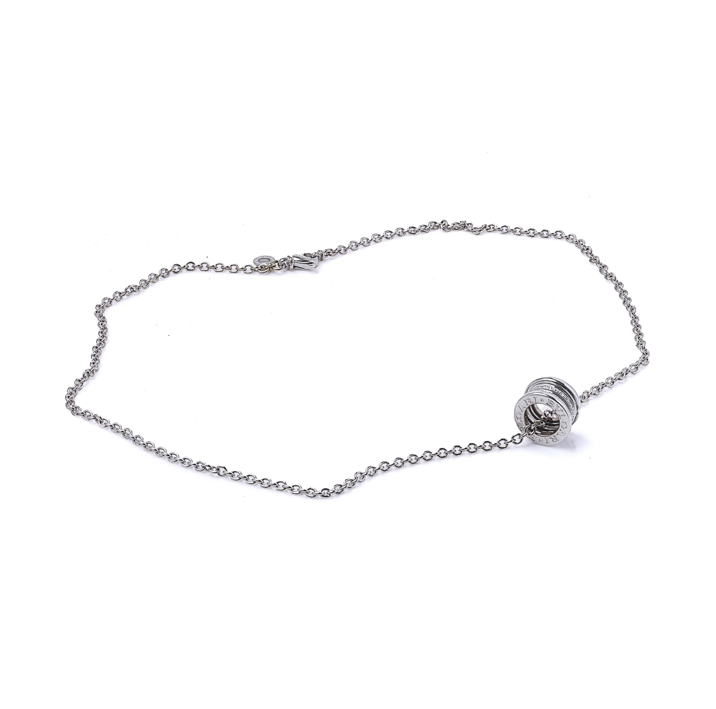 Bvlgari B.Zero1 Diamant-Anhänger-Halskette aus 18 Karat Weißgold im Angebot 3