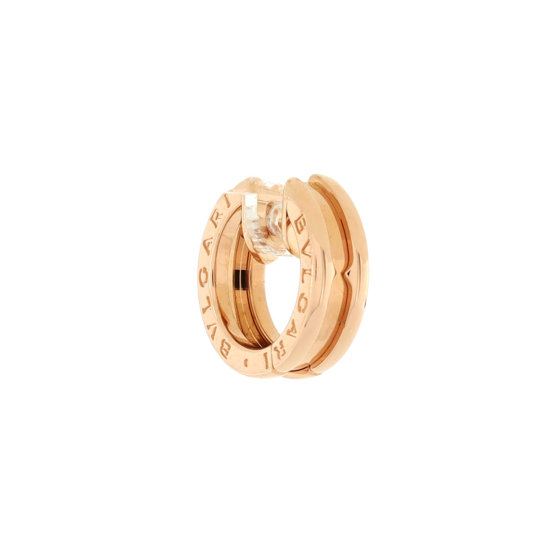 Condition: Great. Minor wear throughout.
Accessories: No Accessories
Measurements: Height/Length: 14.70 mm, Width: 4.90 mm
Designer: Bvlgari
Model: B.Zero1 Hoop Earrings 18K Rose Gold
Exterior Color: Rose Gold
Item Number: 208648/441
