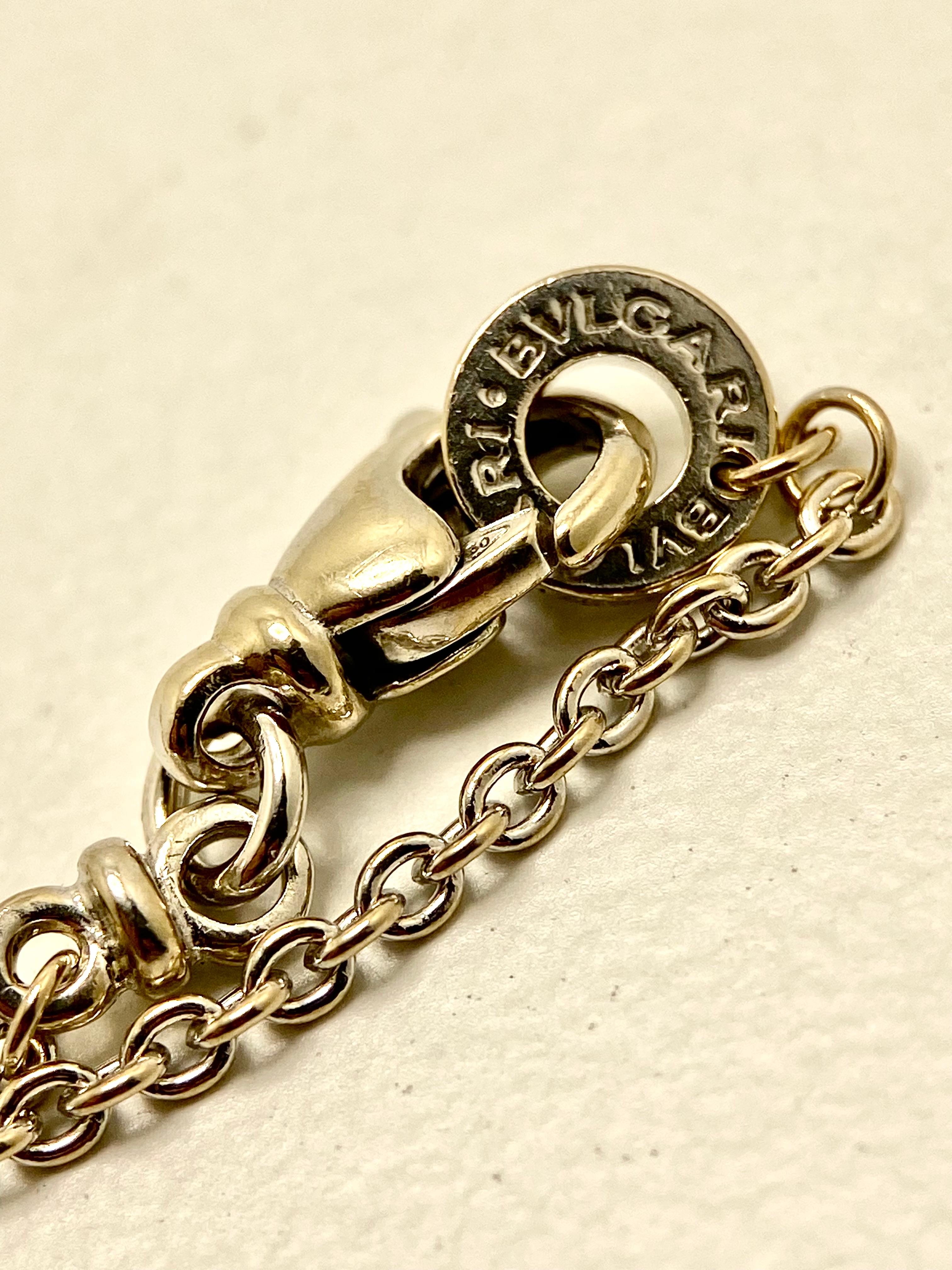 Bvlgari B.Zero1 Large Model Necklace in 18K White Gold – 12.08g

This stunning Bvlgari B.Zero1 necklace captures the timeless elegance and modern spirit of the iconic Italian house. Crafted in 18-karat white gold, the piece showcases Bvlgari’s