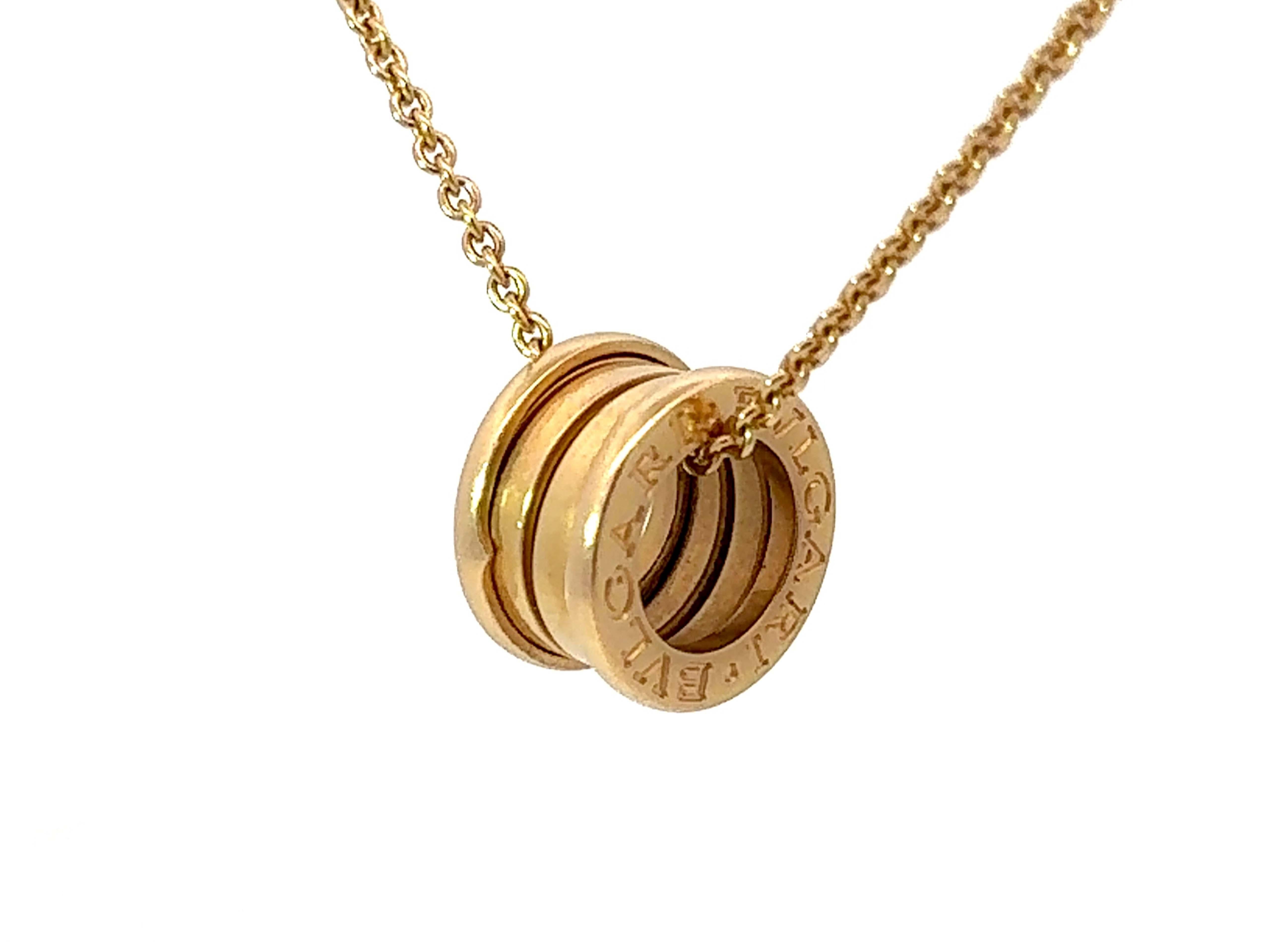 BVLGARI B.ZERO1 Necklace 18k Yellow Gold With Box and Papers In Excellent Condition For Sale In Honolulu, HI