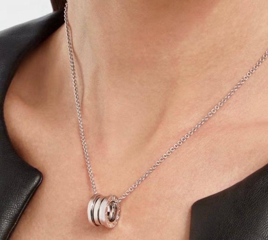 BVLGARI B.Zero1 Collier en or blanc 18 carats Unisexe en vente