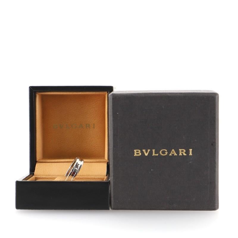 Condition: Excellent. Minor wear throughout.
Accessories: No Accessories
Measurements: Size: 8 - 57, Width: 5 mm
Designer: Bvlgari
Model: B.Zero1 One Band Ring 18K White Gold
Exterior Color: White Gold
Item Number: 74125/583