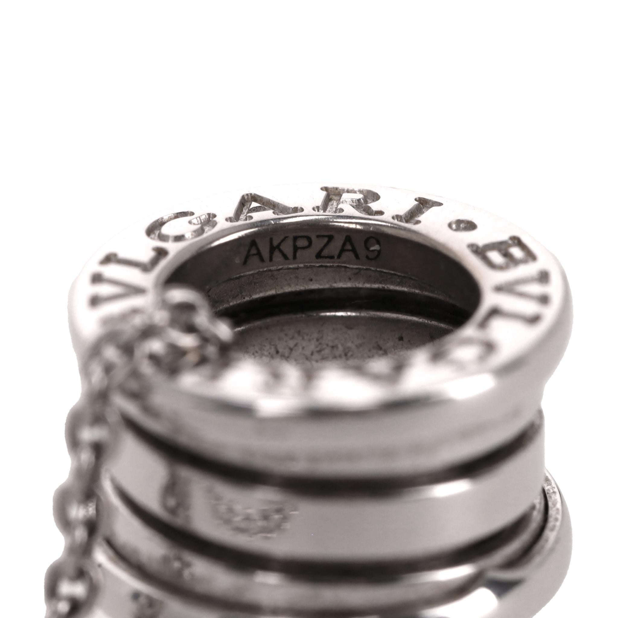 Bvlgari B.Zero1 Collana a catena con ciondolo in oro bianco 18k in vendita 4