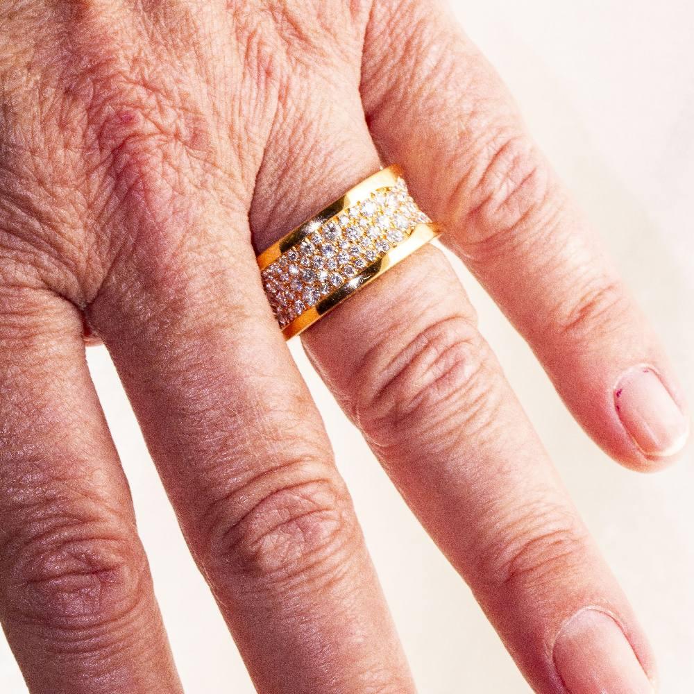 BVLGARI B.ZERO1 ring with Diamonds For Sale 3