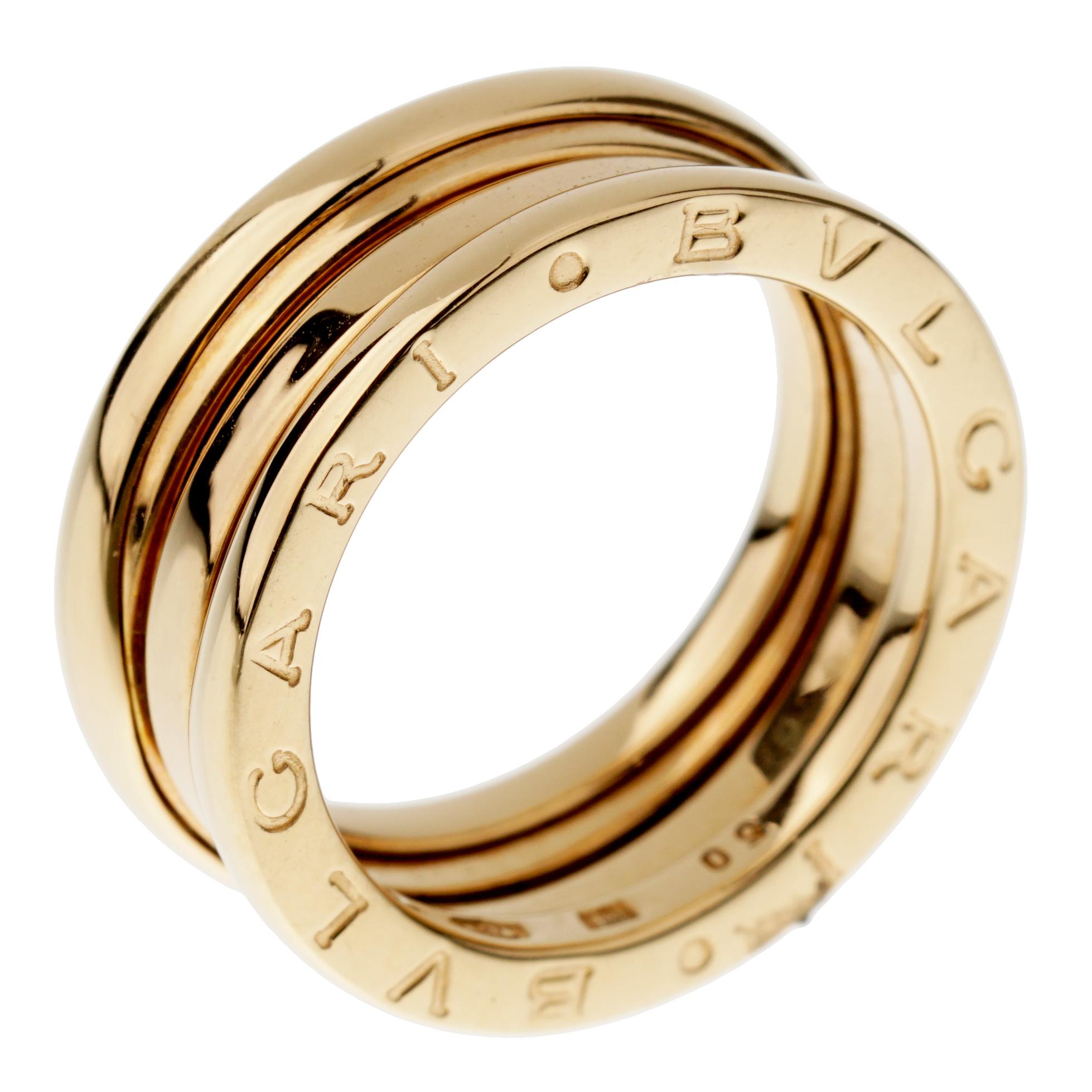 A fabulous staple to add to your Bvlgari collection from the Bzero1 collection showcasing strong bold lines in 18k yellow gold. The ring measures a size 5 and can not be resized.