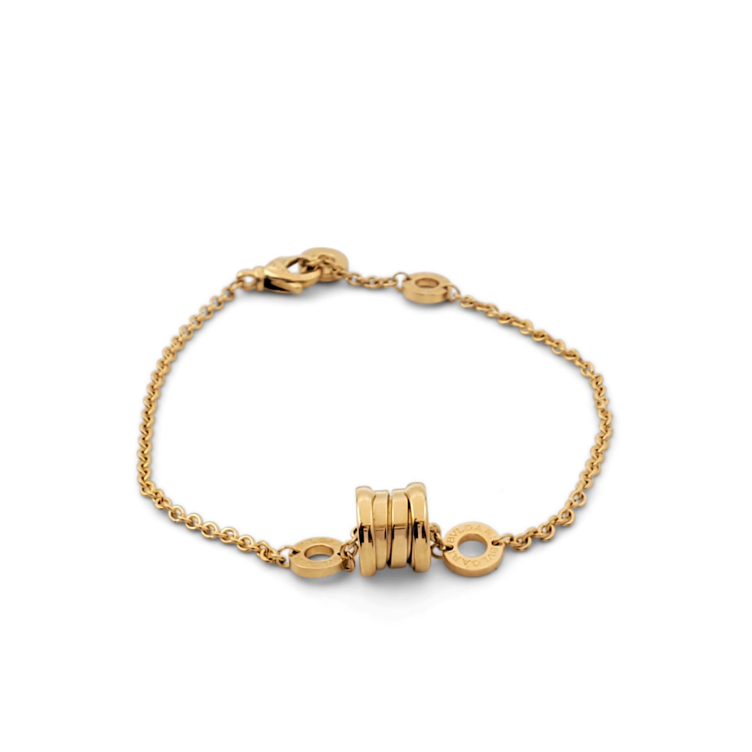 Authentisches Bvlgari B.zero1 Soft-Armband aus 18 Karat Gelbgold. Das Armband misst 7 Zoll in der Länge. Signiert Bvlgari:: Made in Italy:: 750:: mit Seriennummer. Nicht mit der ursprünglichen Box oder Papiere präsentiert. CIRCA 2010er Jahre.