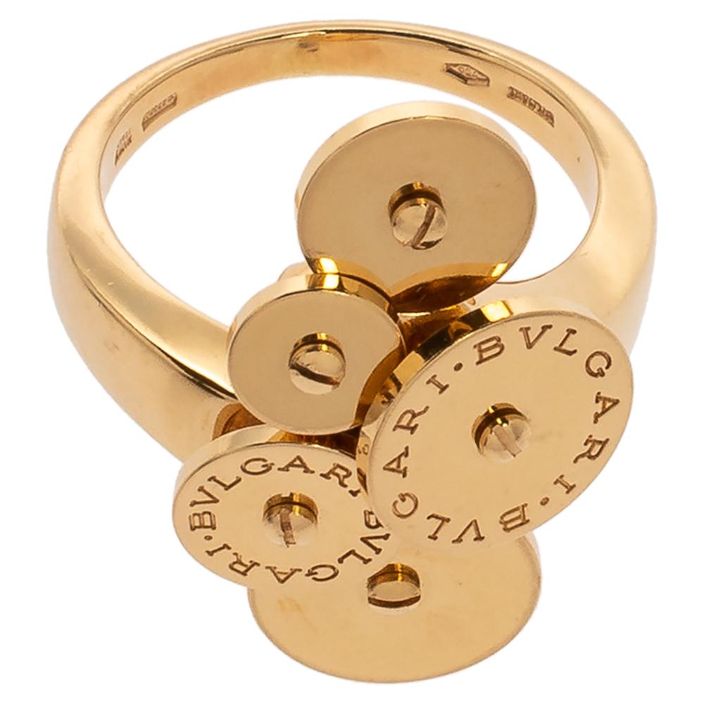 An elegant creation from the Italian house, Bvlgari’s Cicladi collection is an epitome of timeless jewelry. This ring is crafted in 18k yellow gold featuring five discs held in by screws. Two of these discs are engraved with the brand name.
