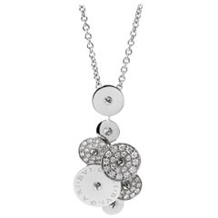 Bvlgari Cicladi Collection Pendentif et chaîne en or blanc 18 carats et diamants