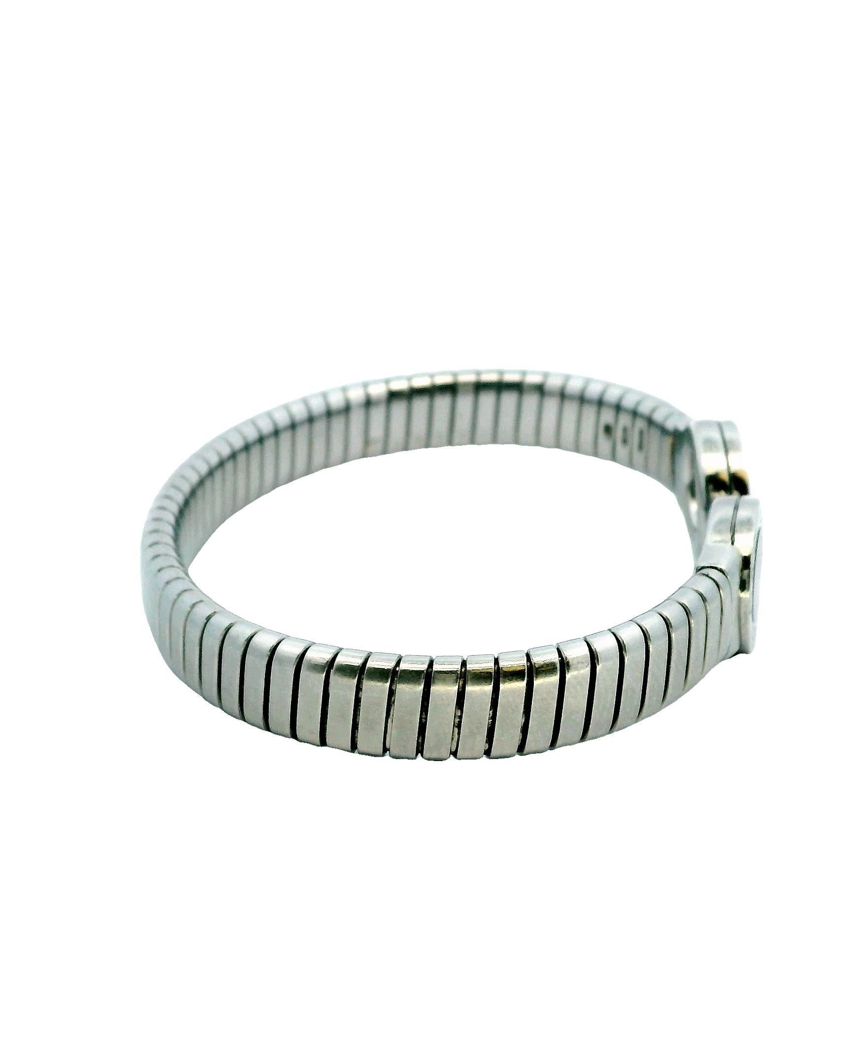 Bracciale Bvlgari con intarsio di onice e terminali in acciaio inox con scatola In condizioni ottime in vendita a Great Neck Plaza, NY
