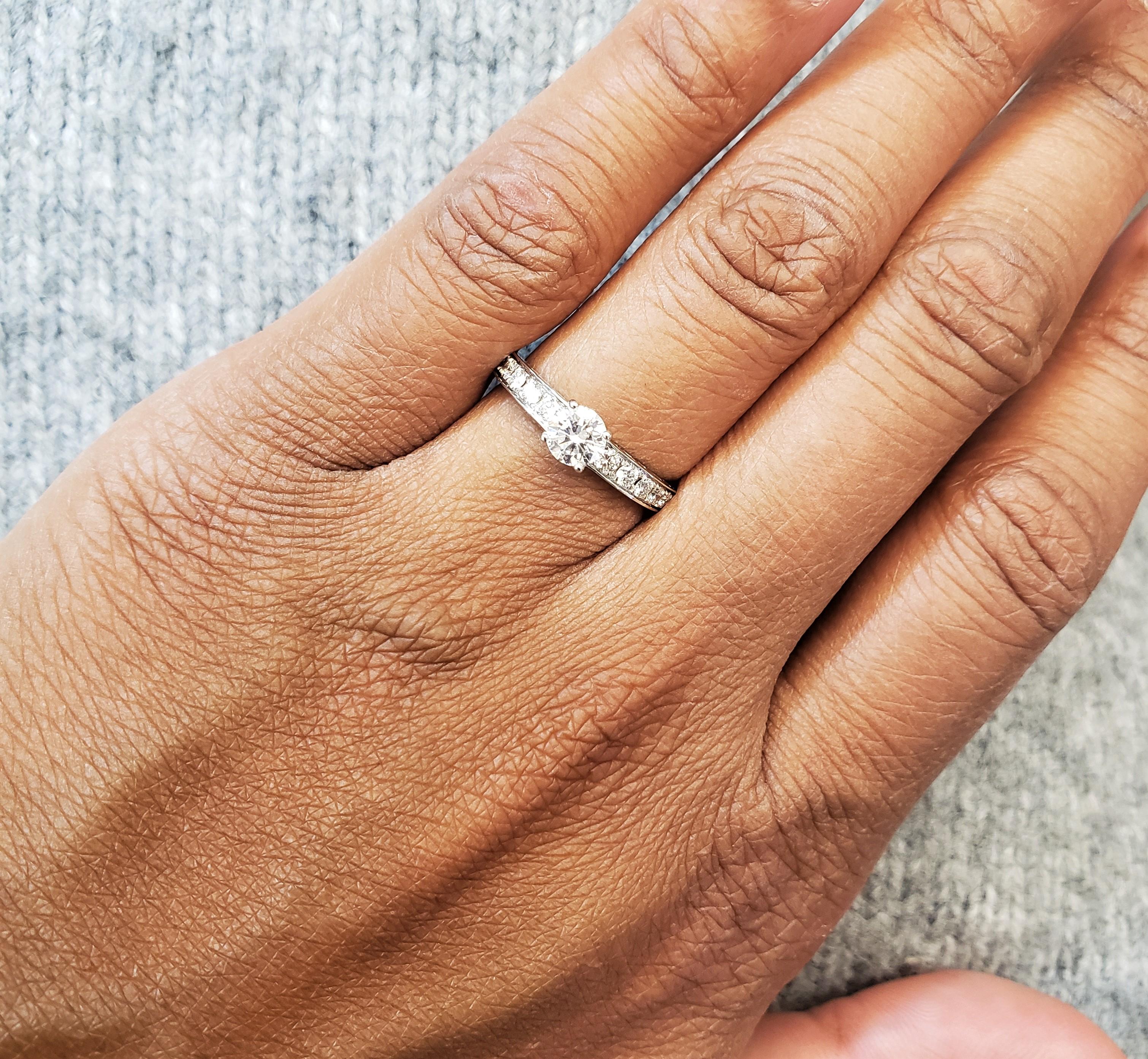 Bvlgari 'Dedicata a Venizia' Platinum Diamond Engagement Ring In Excellent Condition In New York, NY