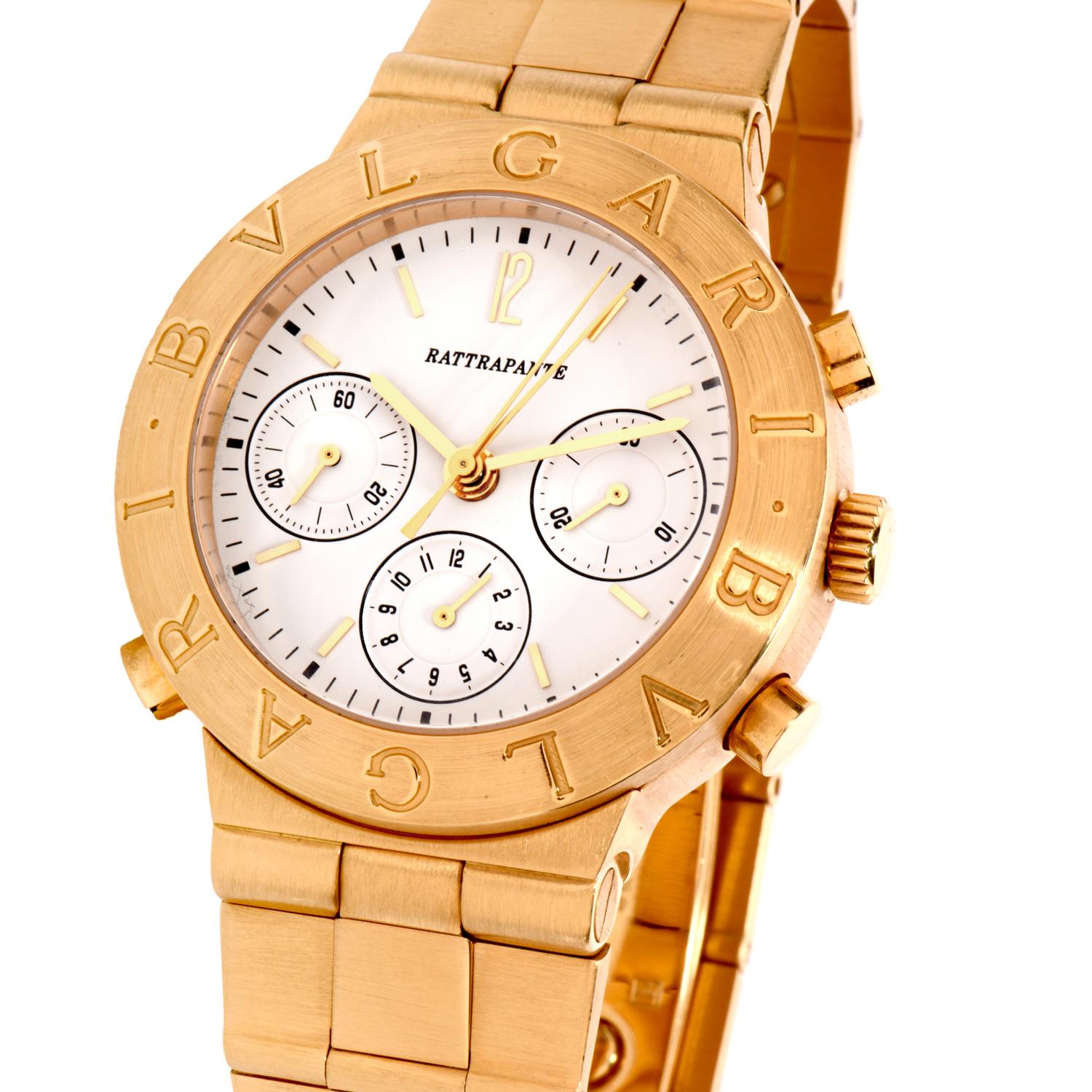 Show your colleagues who is in charge, with this prominent Bvlgari Diagono 18K Gold Rattrapante watch! 

This Jumbo Size Diagono Pro Terra Rattrapante watch is crafted in 18 karat yellow gold and is purity marked. The movement is automatic, and the