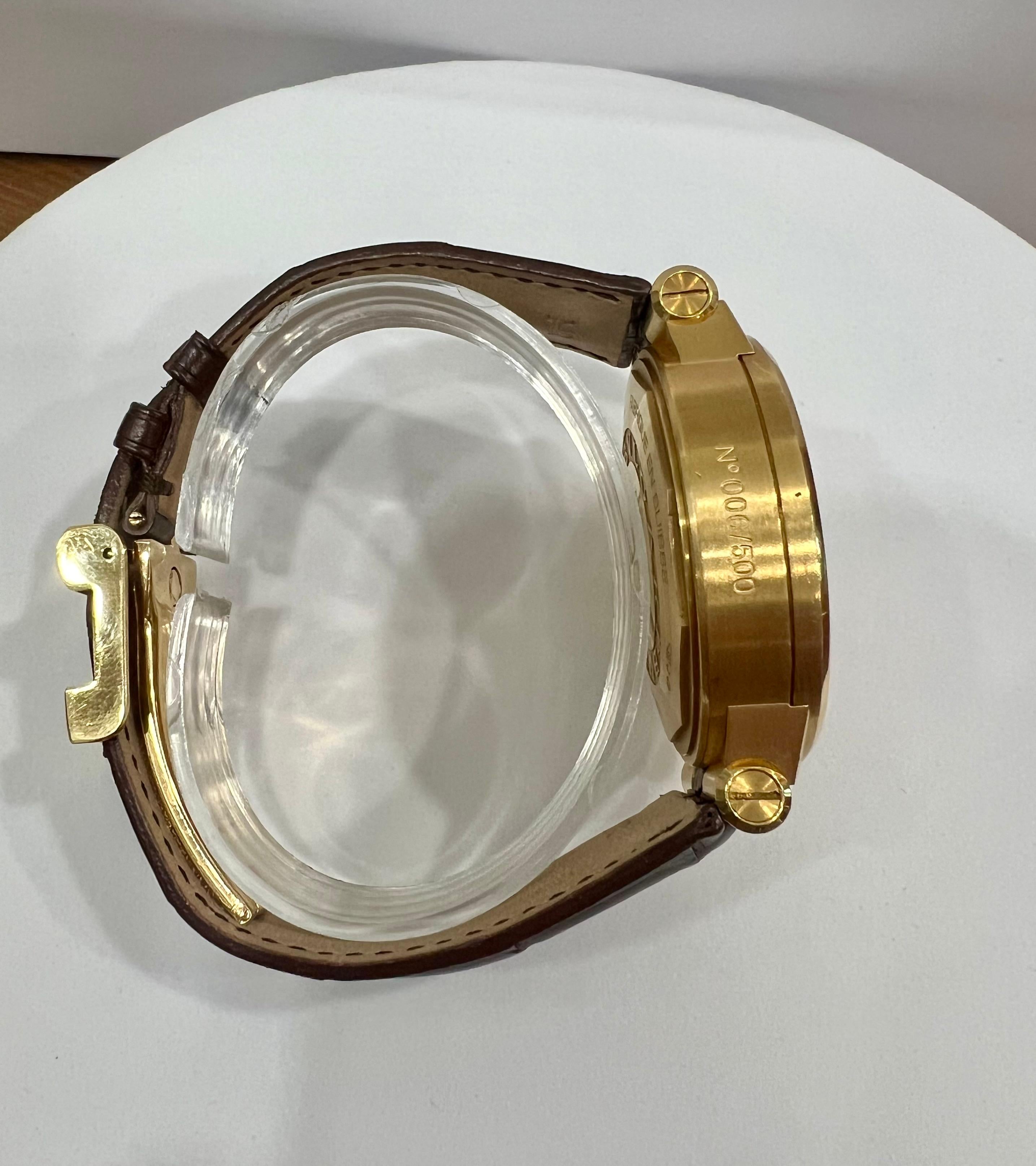 Bulgari Diagono Rose Gold Limited Edition 
Edition limitée à 6 exemplaires sur 500 // 
Avec visage en chocolat
Chronographe 40MM 18KT Rose Gold Silver Dial Leather Bracelet B&P 2016
Année 2019

Bvlgari est une marque italienne de montres de luxe