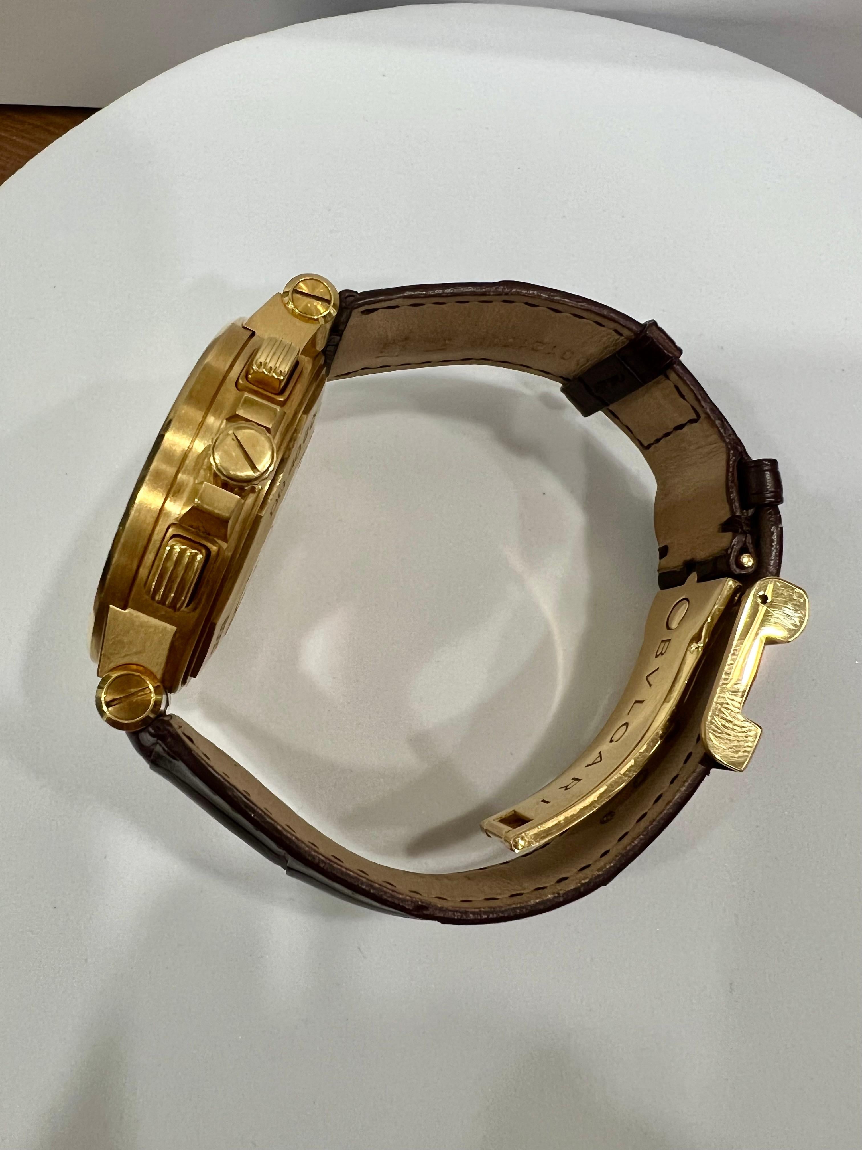 Bvlgari Diagono Montre en or rose 18 carats avec cadran chocolat, édition limitée en vente 1