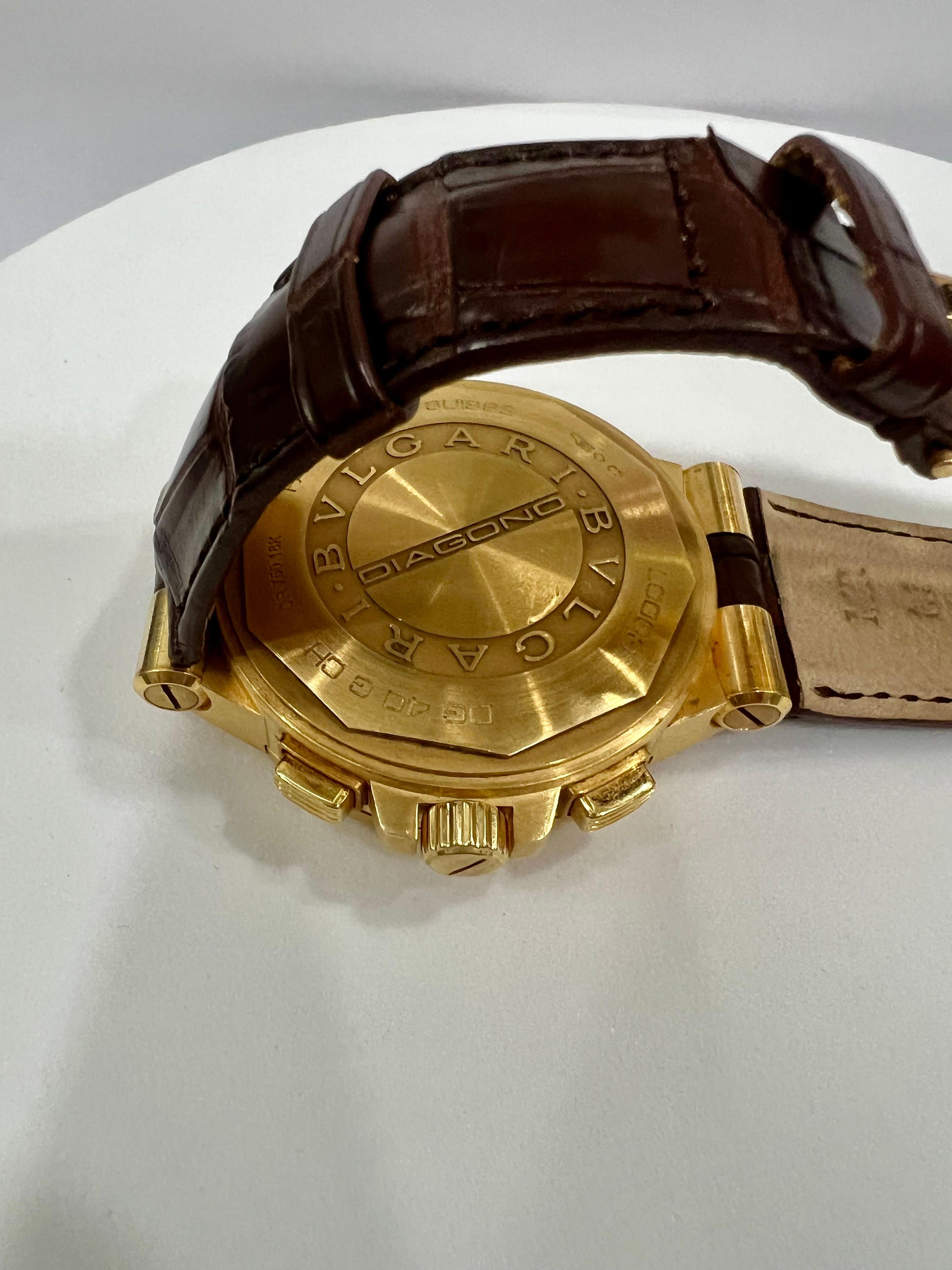 Bvlgari Diagono Montre en or rose 18 carats avec cadran chocolat, édition limitée en vente 3