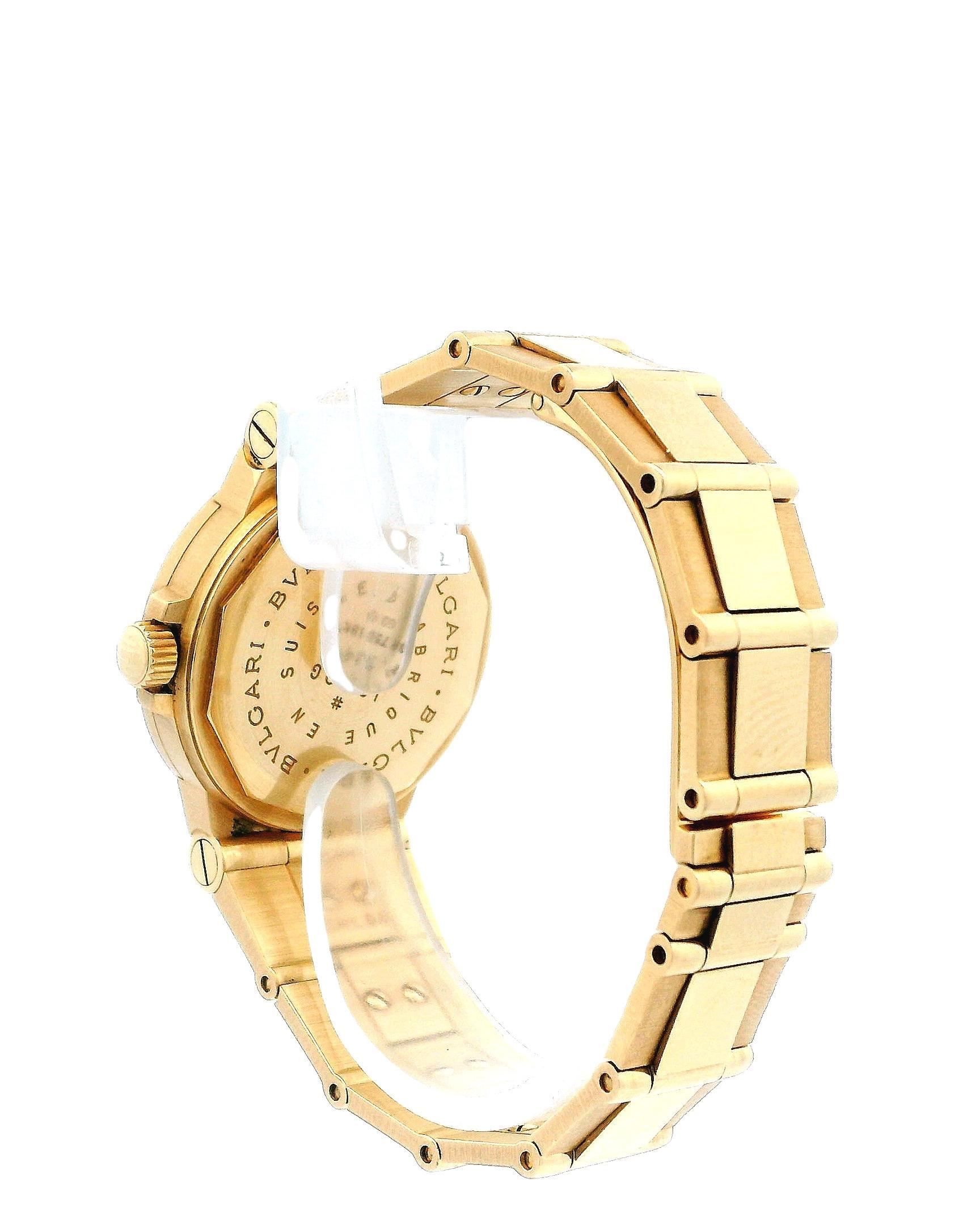 Bvlgari Diagono LCV29G Midsize 18K Yellow Gold Ladies Watch For Sale 2