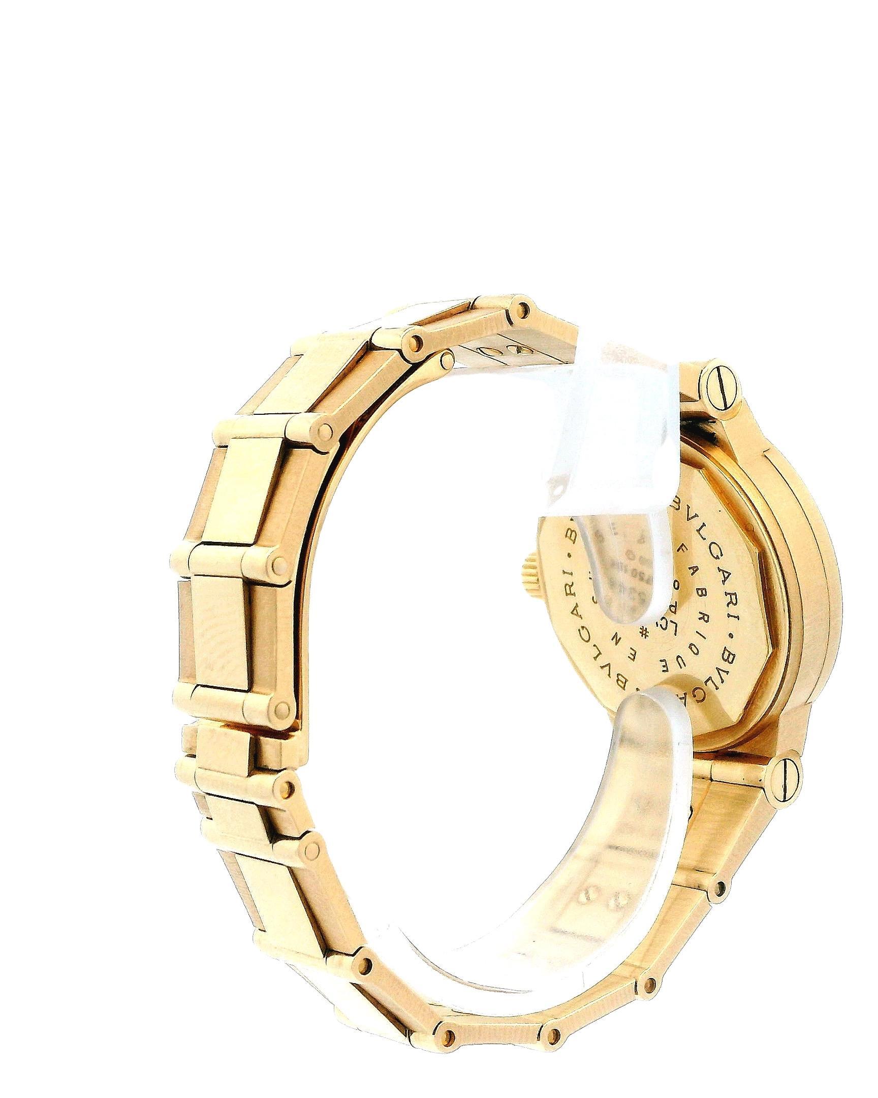 Bvlgari Diagono LCV29G Midsize 18K Yellow Gold Ladies Watch For Sale 3