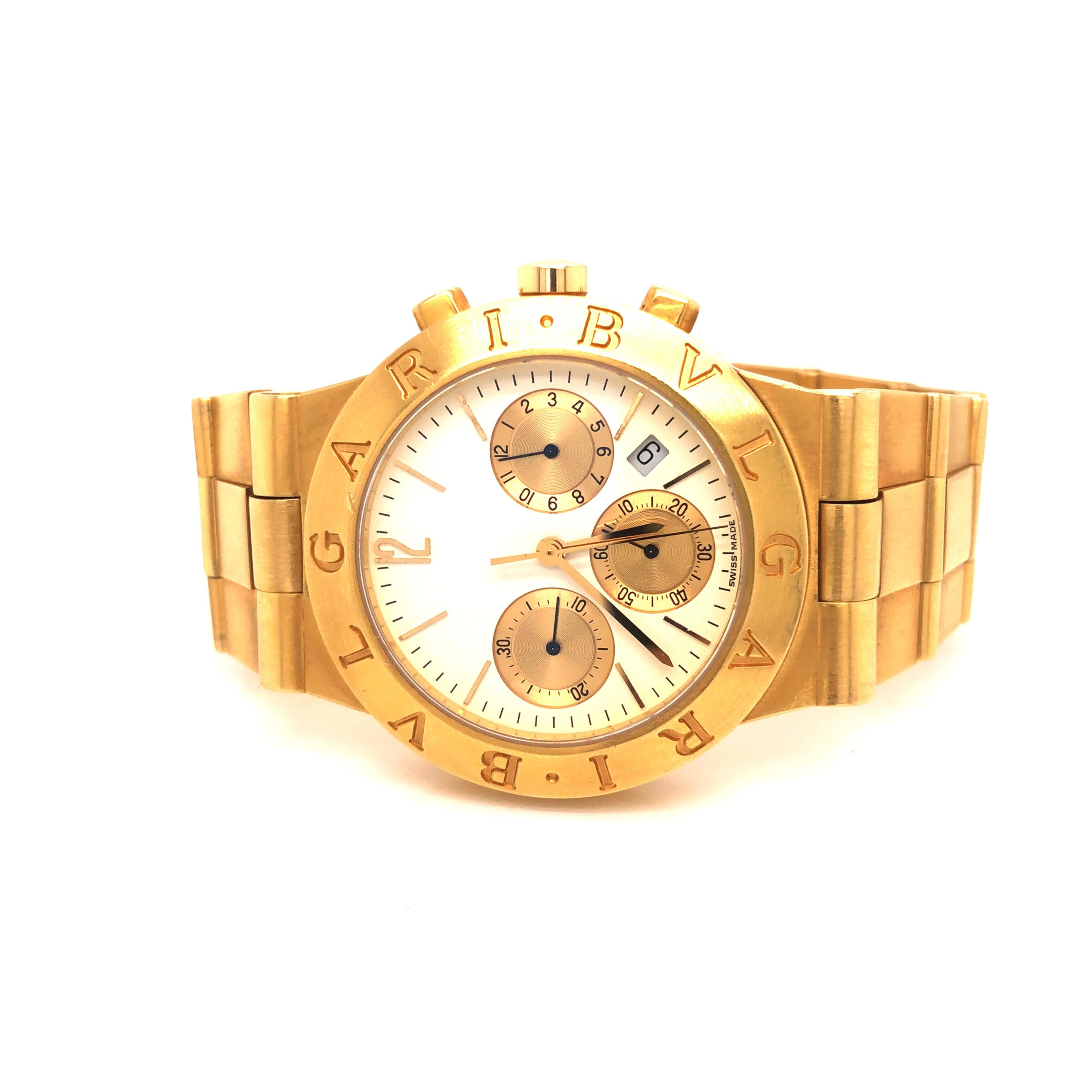 Bvlgari Diagono Scuba 18K Yellow Gold Chronograph Automatic Watch, SC 38 G. Self-winding Bvlgari automatic movement. 18K yellow gold case 38mm in diameter. Equipped with scratch-resistant sapphire crystal. 18K yellow gold unidirectional rotating