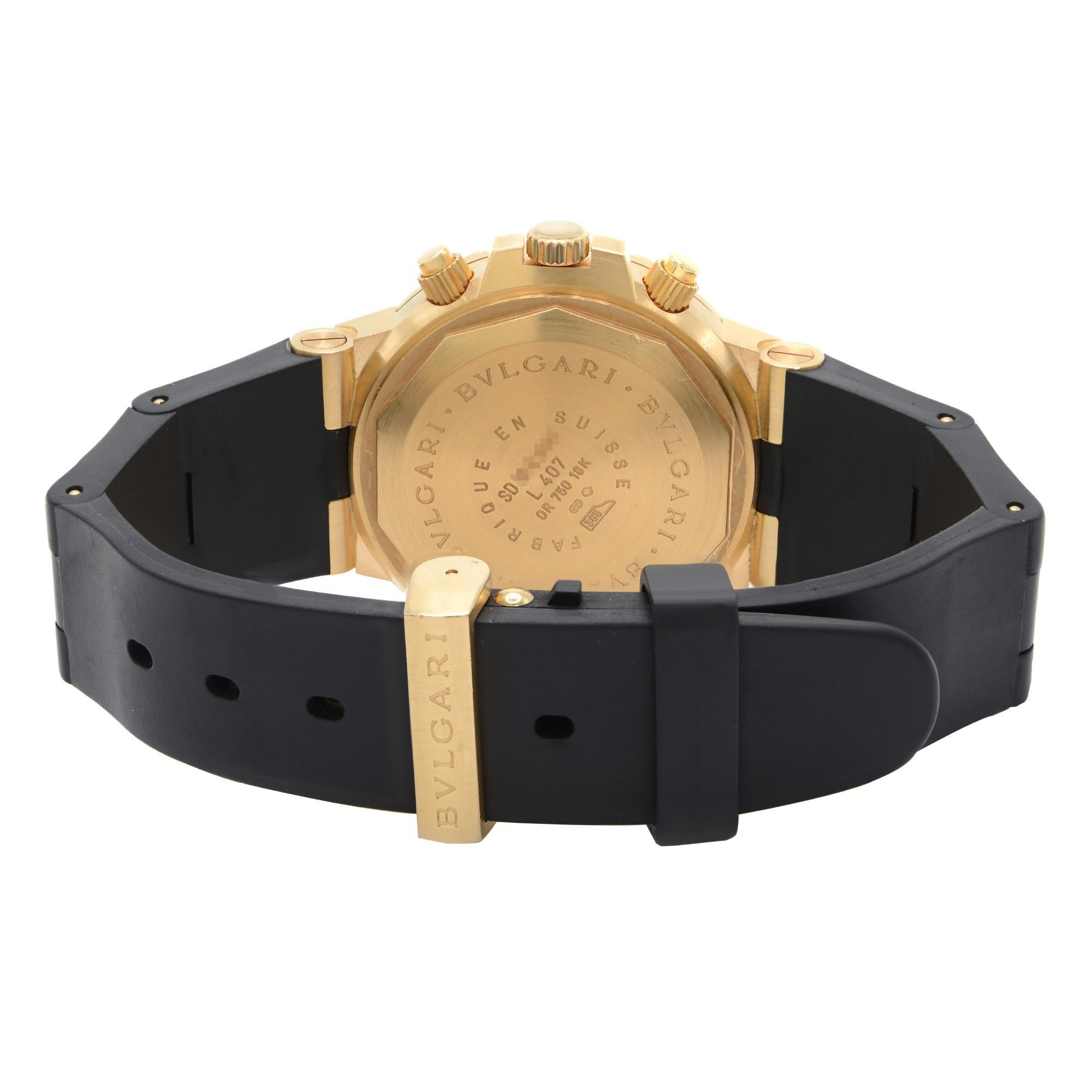 Bvlgari Diagono Scuba 3 Time Zone 18k Gold Black Dial Watch SD 38 G GMT In Good Condition In New York, NY