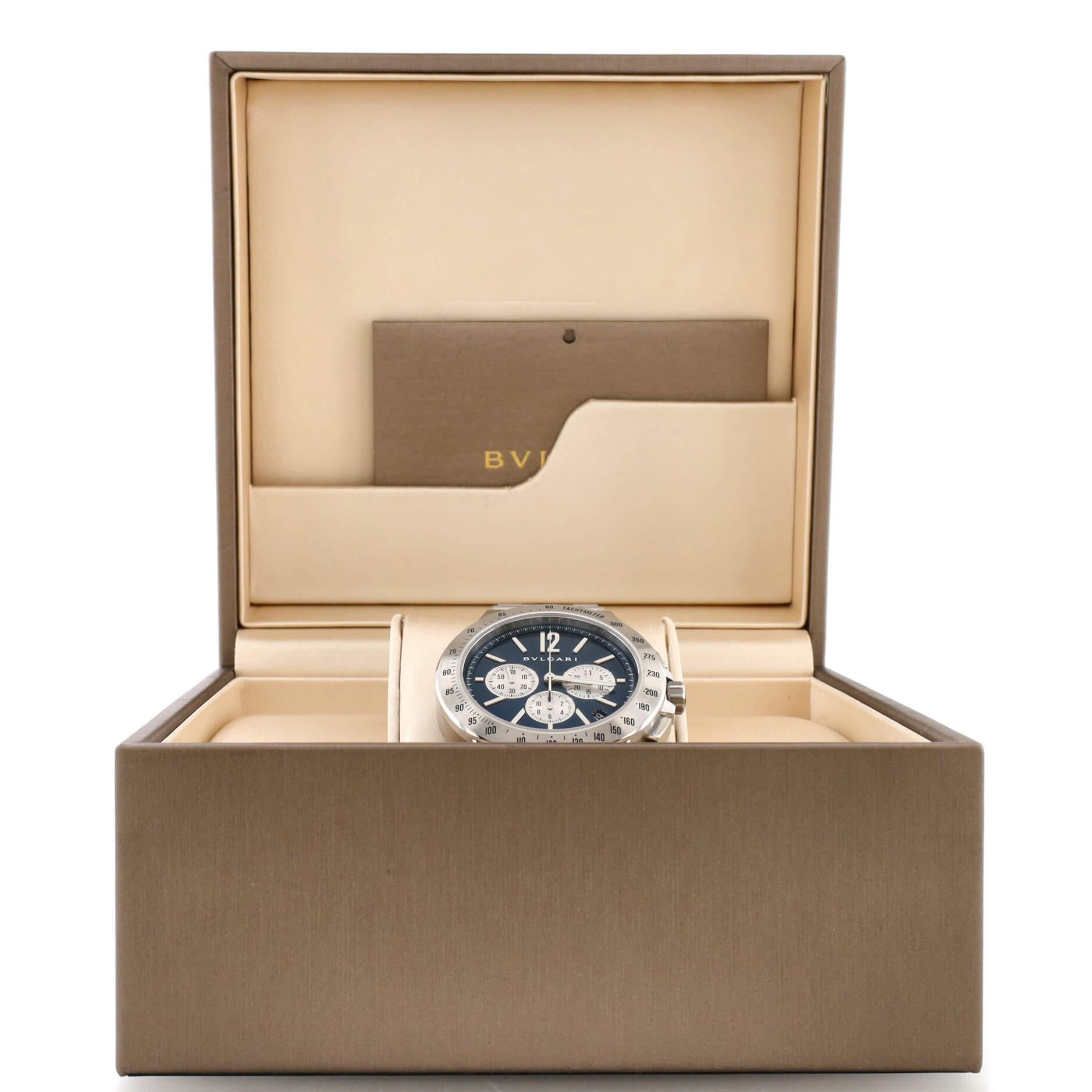 Condition: Excellent. minor wear throughout.
Accessories: Warranty Card - Dated, Box
Measurements: Case Size/Width: 41mm, Watch Height: 12mm, Band Width: 22mm, Wrist circumference: 7.25