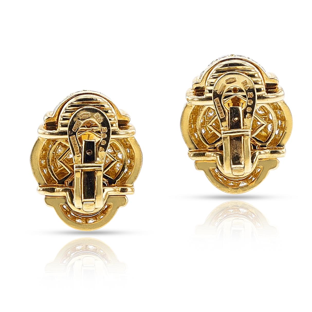 Round Cut BVLGARI Diamond and 18k Gold Earrings For Sale